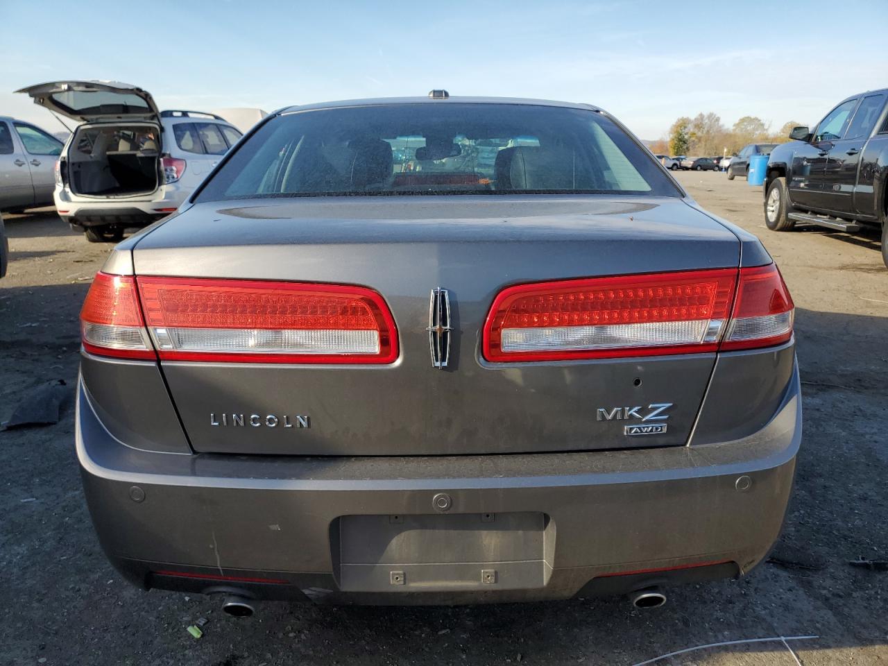 Photo 5 VIN: 3LNHL2JC7BR759192 - LINCOLN MKZ 