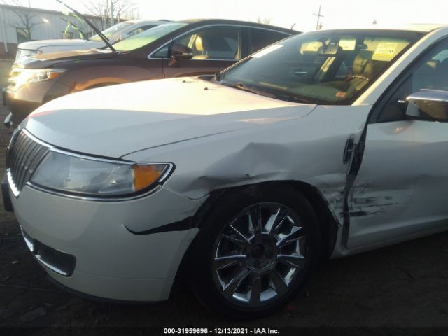 Photo 5 VIN: 3LNHL2JC7CR831199 - LINCOLN MKZ 