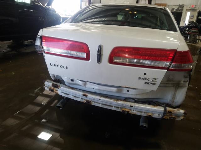 Photo 8 VIN: 3LNHL2JC8BR768077 - LINCOLN MKZ 