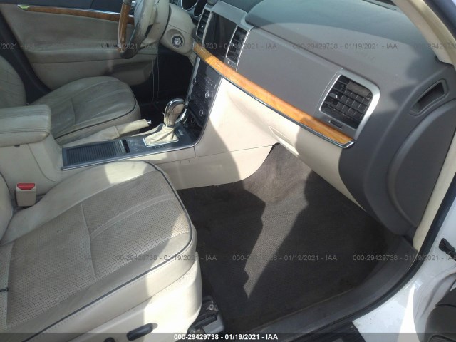 Photo 4 VIN: 3LNHL2JC8CR833852 - LINCOLN MKZ 