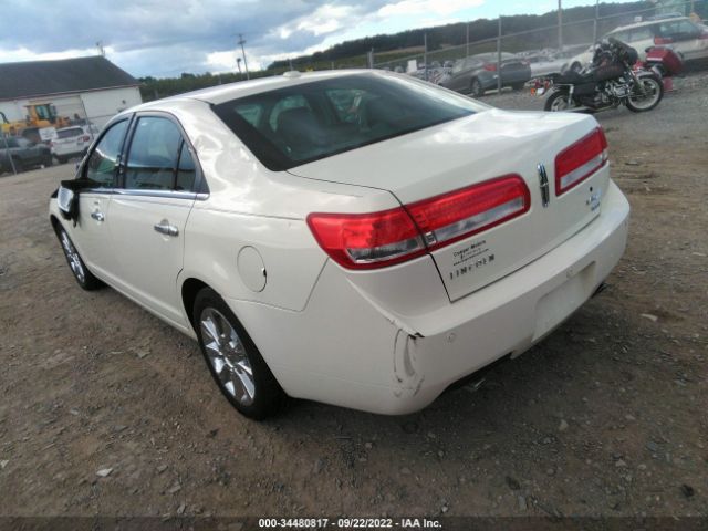 Photo 2 VIN: 3LNHL2JC9CR828515 - LINCOLN MKZ 