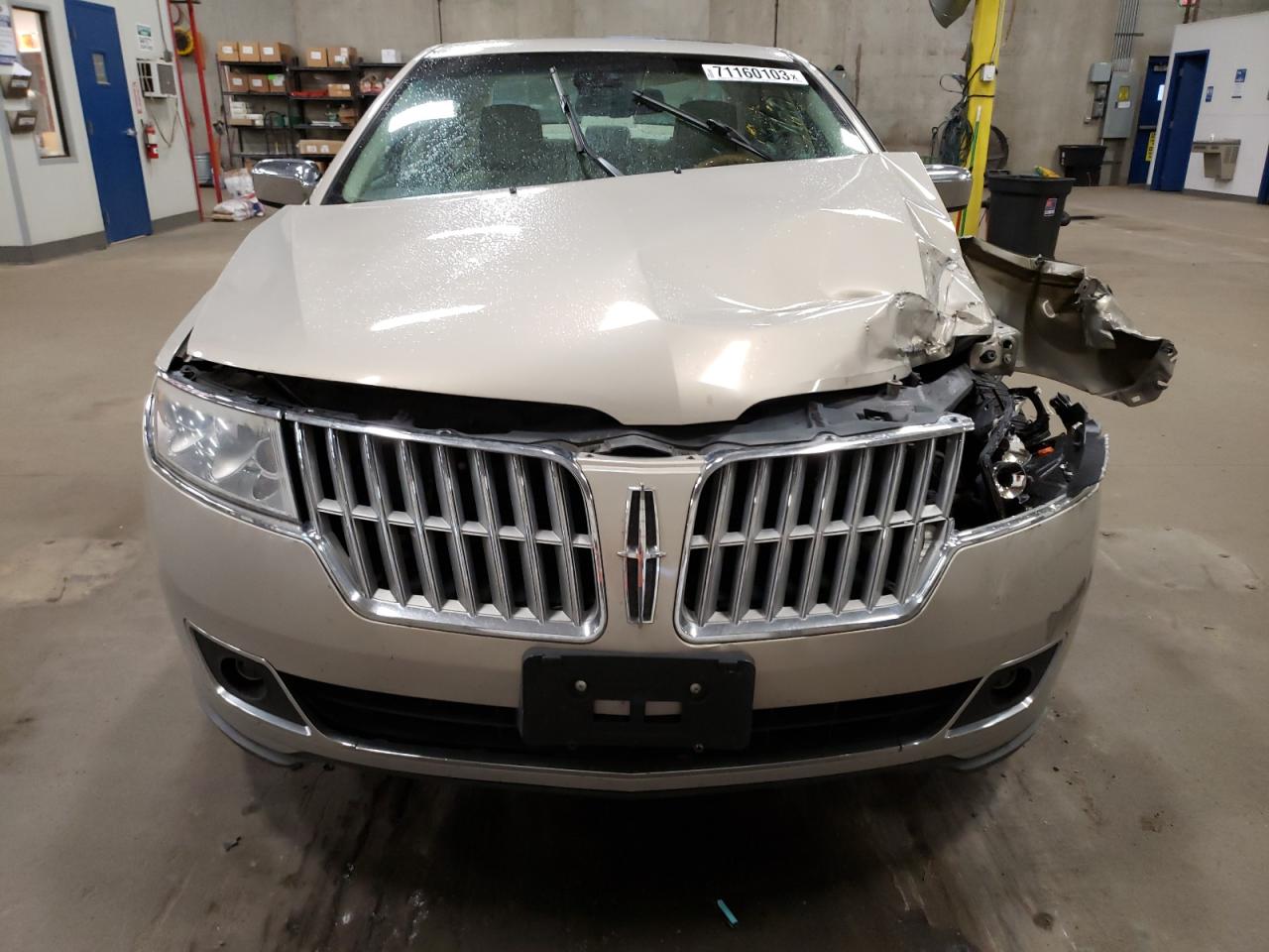 Photo 4 VIN: 3LNHL2JCXAR612105 - LINCOLN MKZ 