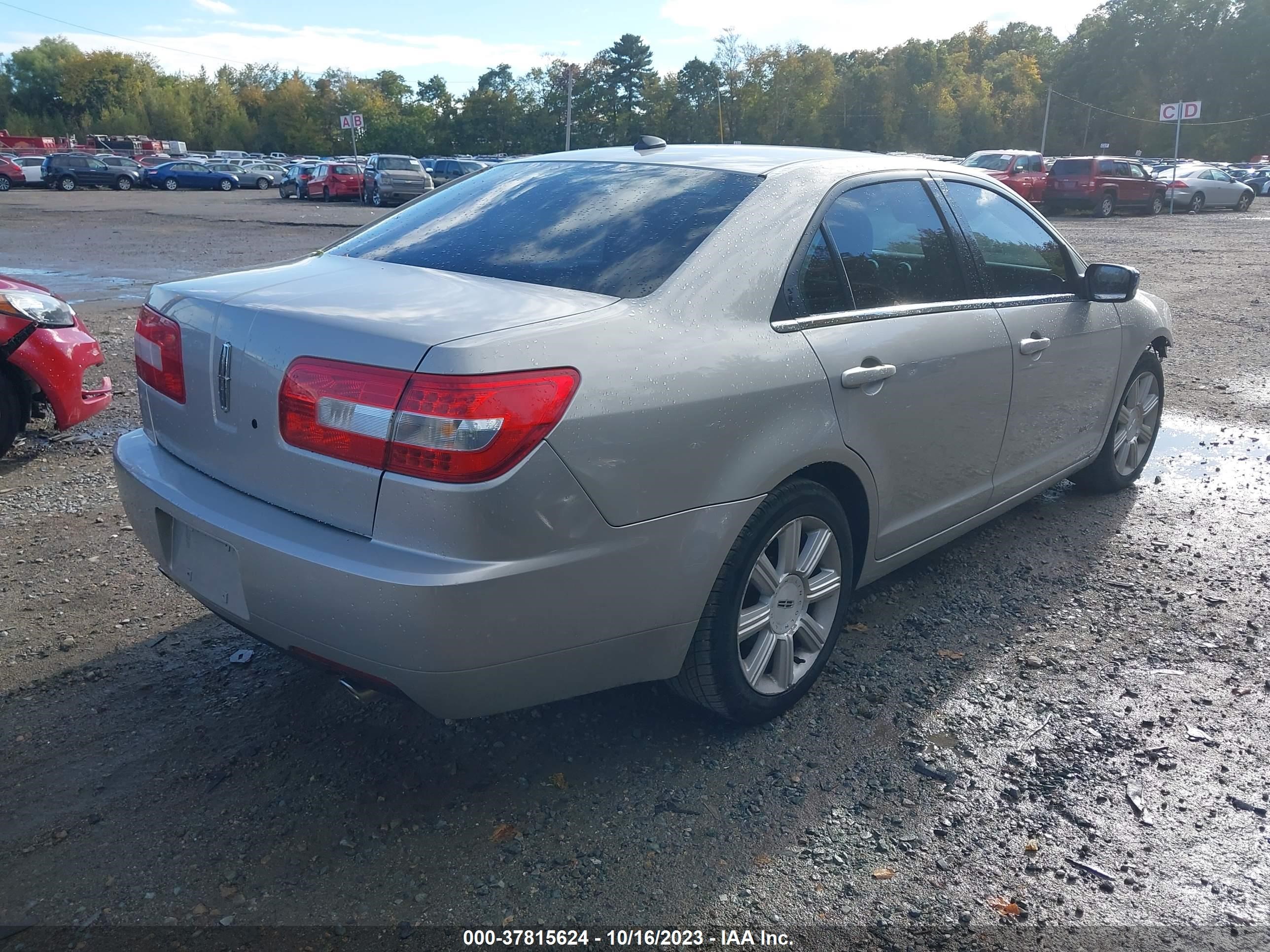 Photo 3 VIN: 3LNHM26T07R624648 - LINCOLN MKZ 