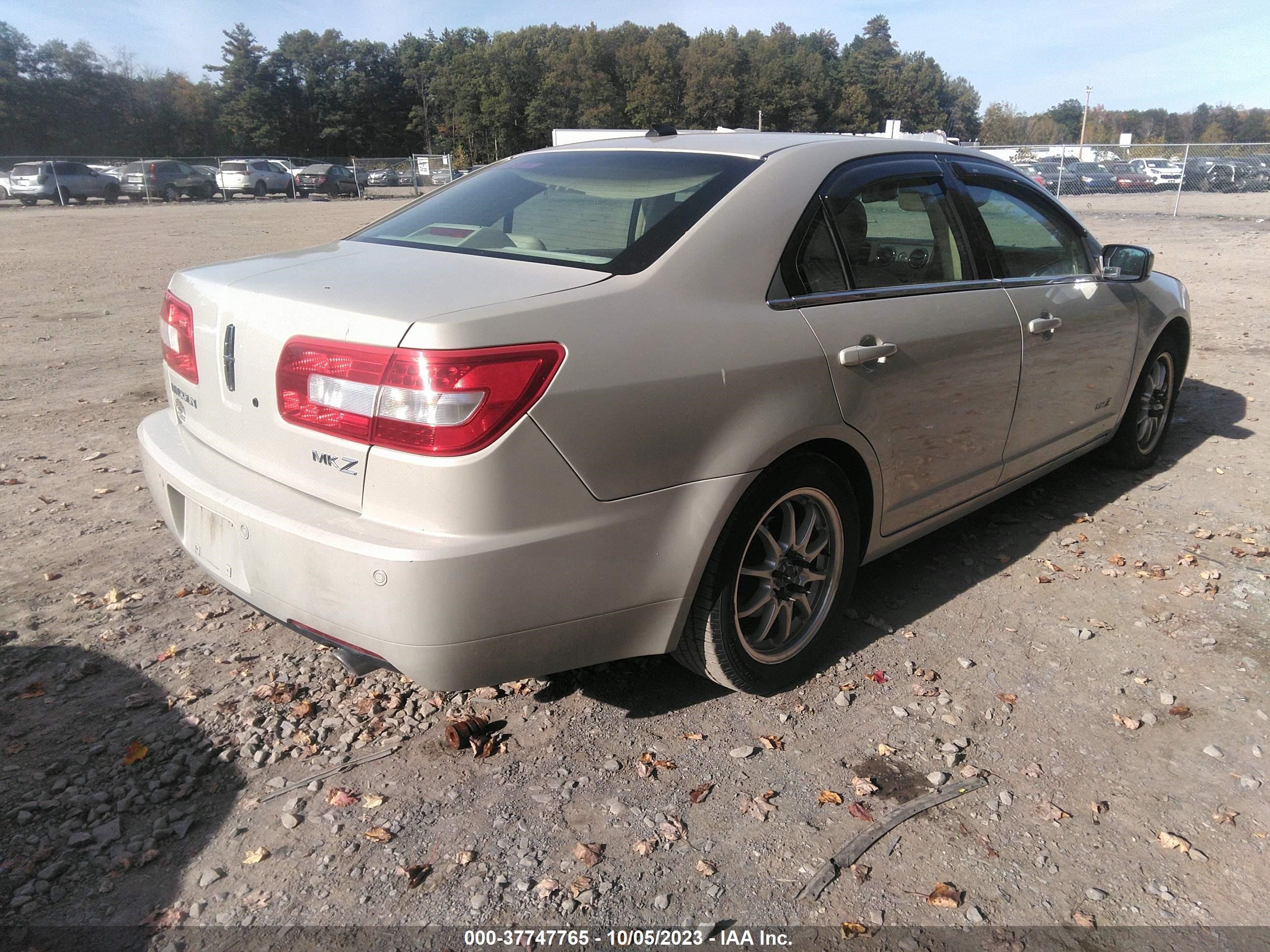 Photo 3 VIN: 3LNHM26T08R607477 - LINCOLN MKZ 