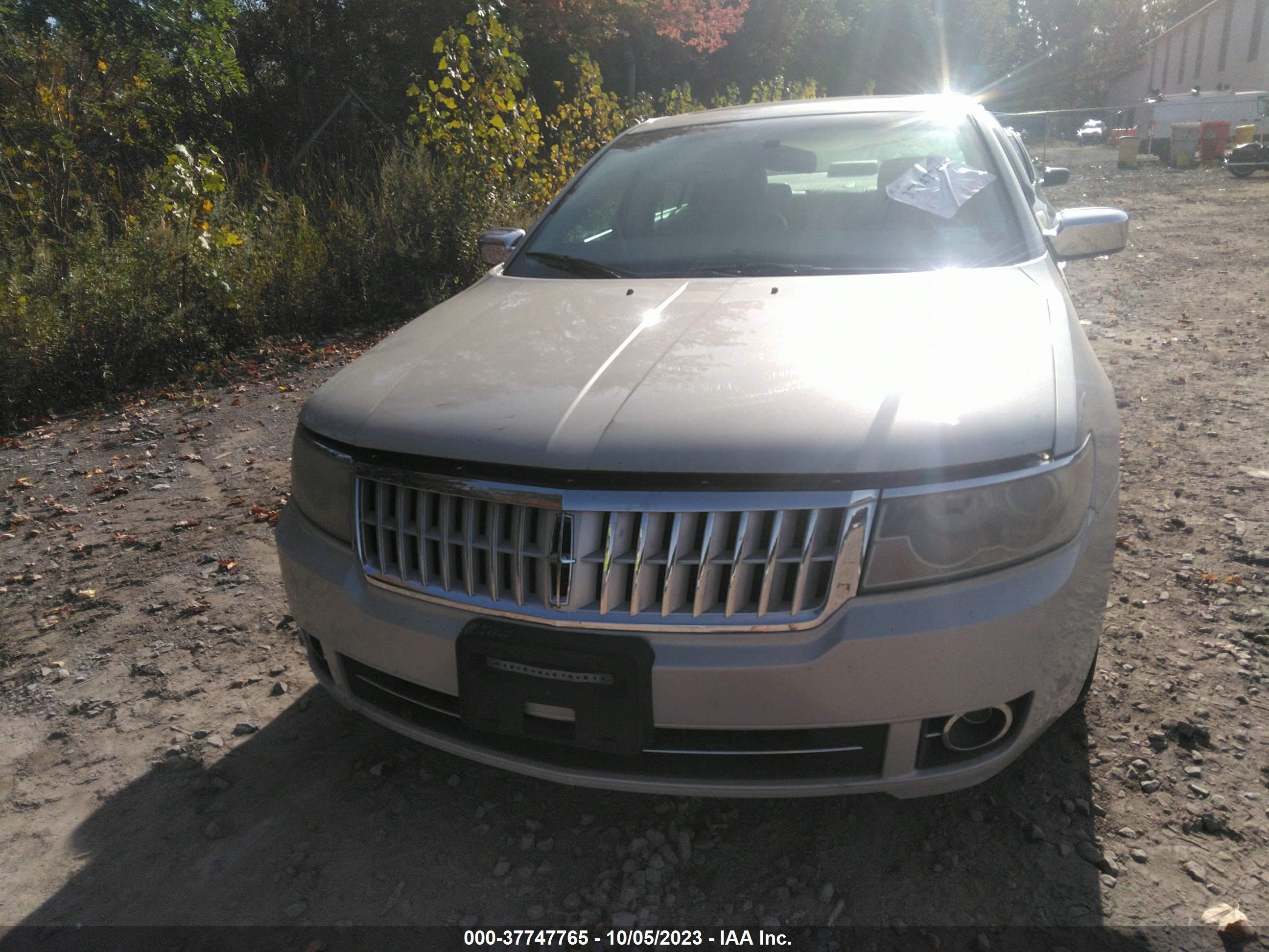 Photo 5 VIN: 3LNHM26T08R607477 - LINCOLN MKZ 