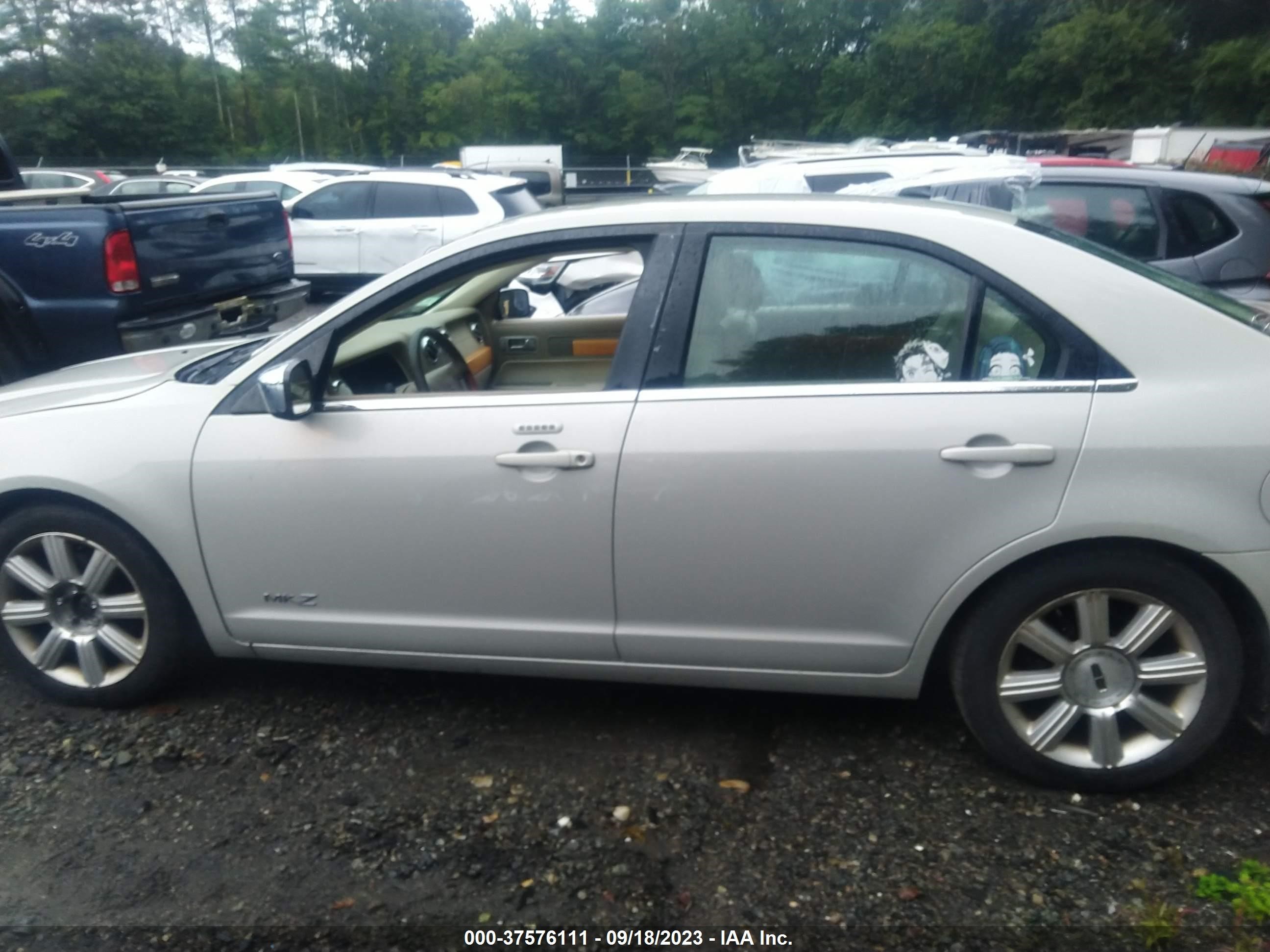 Photo 13 VIN: 3LNHM26T08R613375 - LINCOLN MKZ 