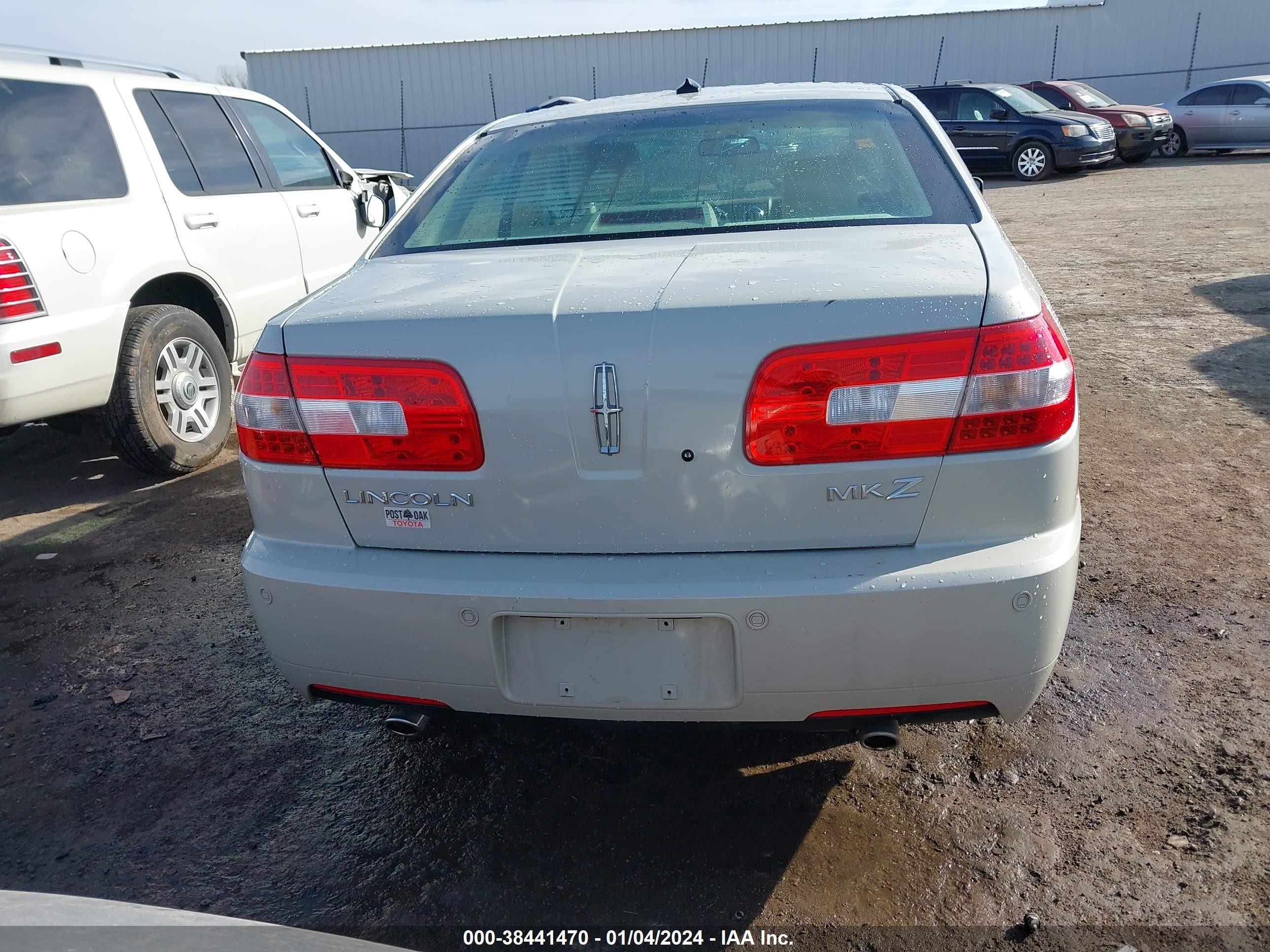 Photo 15 VIN: 3LNHM26T18R606077 - LINCOLN MKZ 