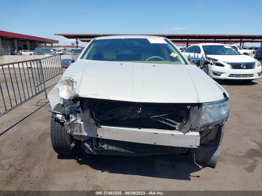 Photo 11 VIN: 3LNHM26T18R642383 - LINCOLN MKZ 