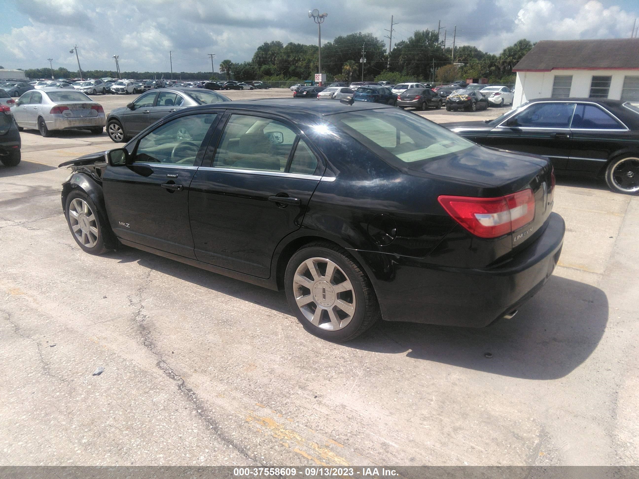 Photo 2 VIN: 3LNHM26T27R667002 - LINCOLN MKZ 