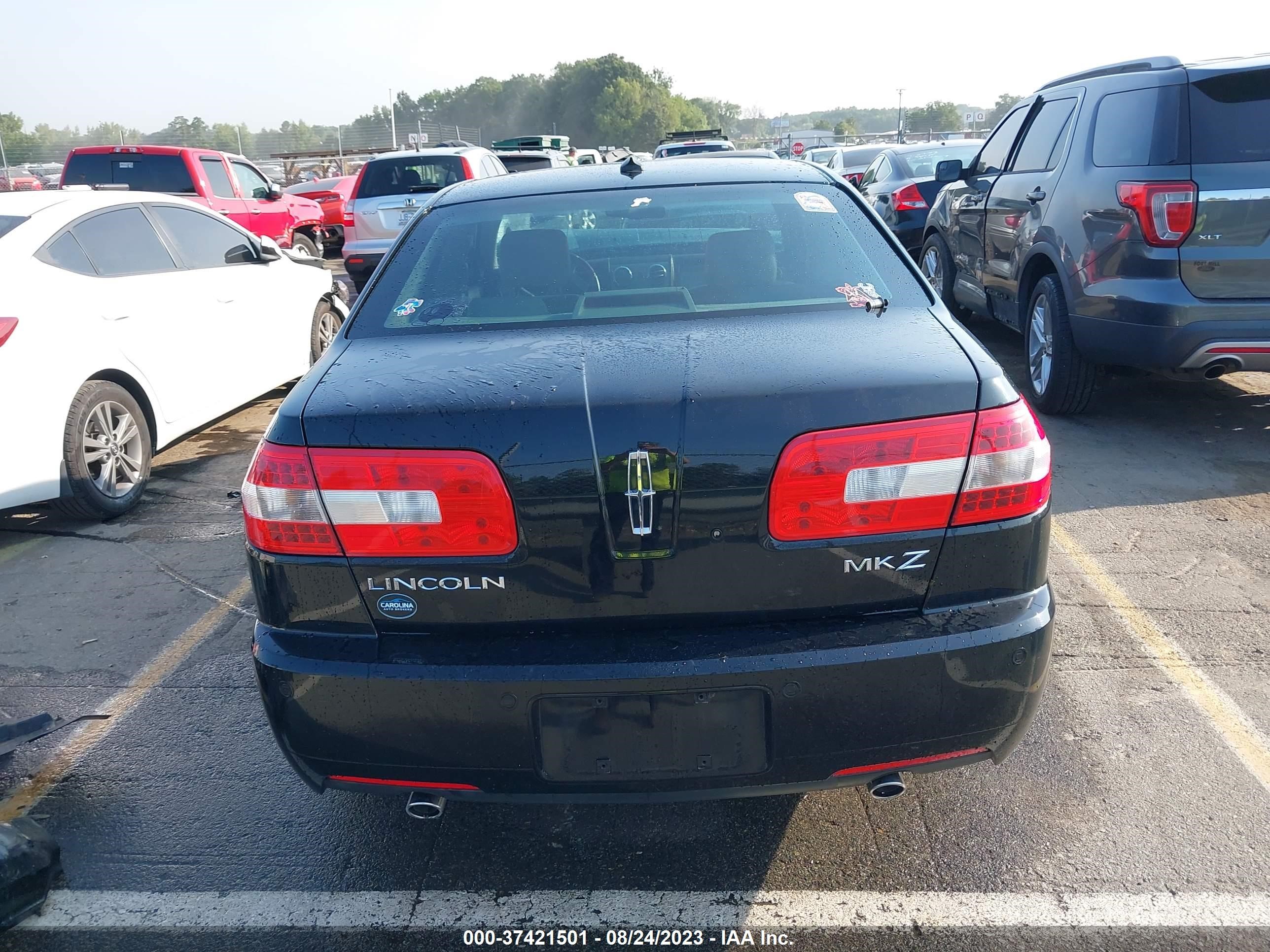 Photo 14 VIN: 3LNHM26T28R636978 - LINCOLN MKZ 