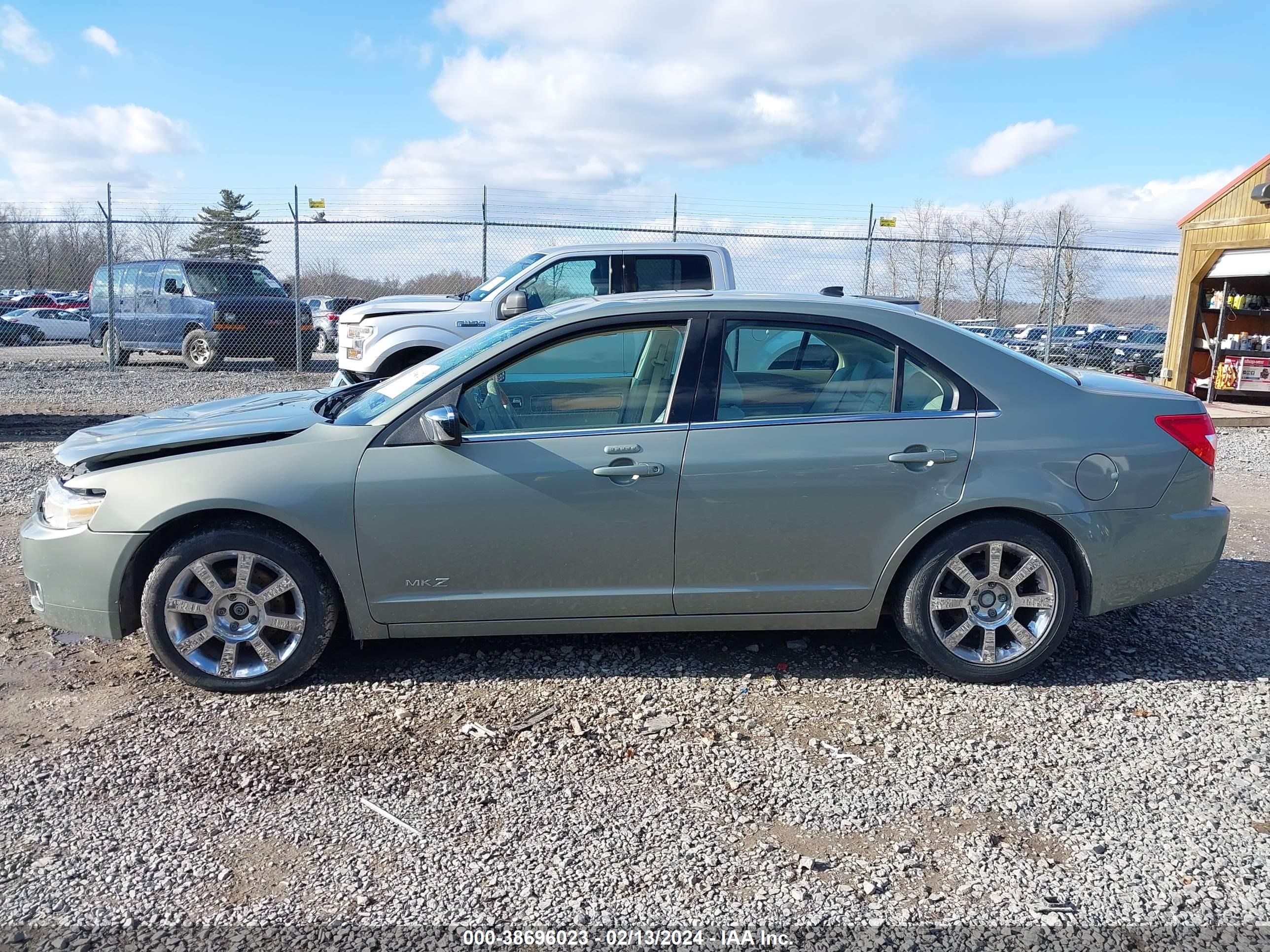 Photo 13 VIN: 3LNHM26T48R648694 - LINCOLN MKZ 