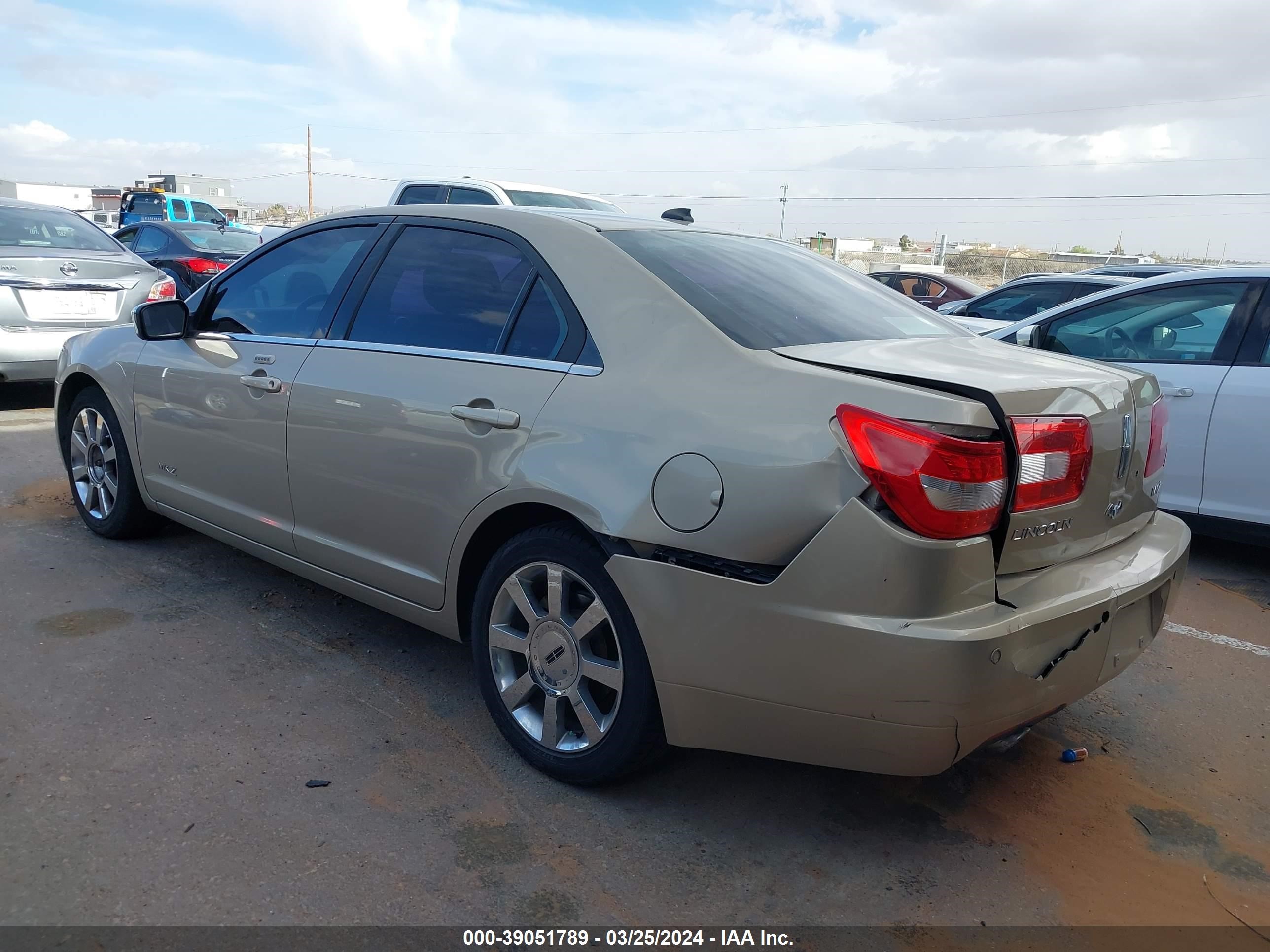 Photo 2 VIN: 3LNHM26T48R659257 - LINCOLN MKZ 