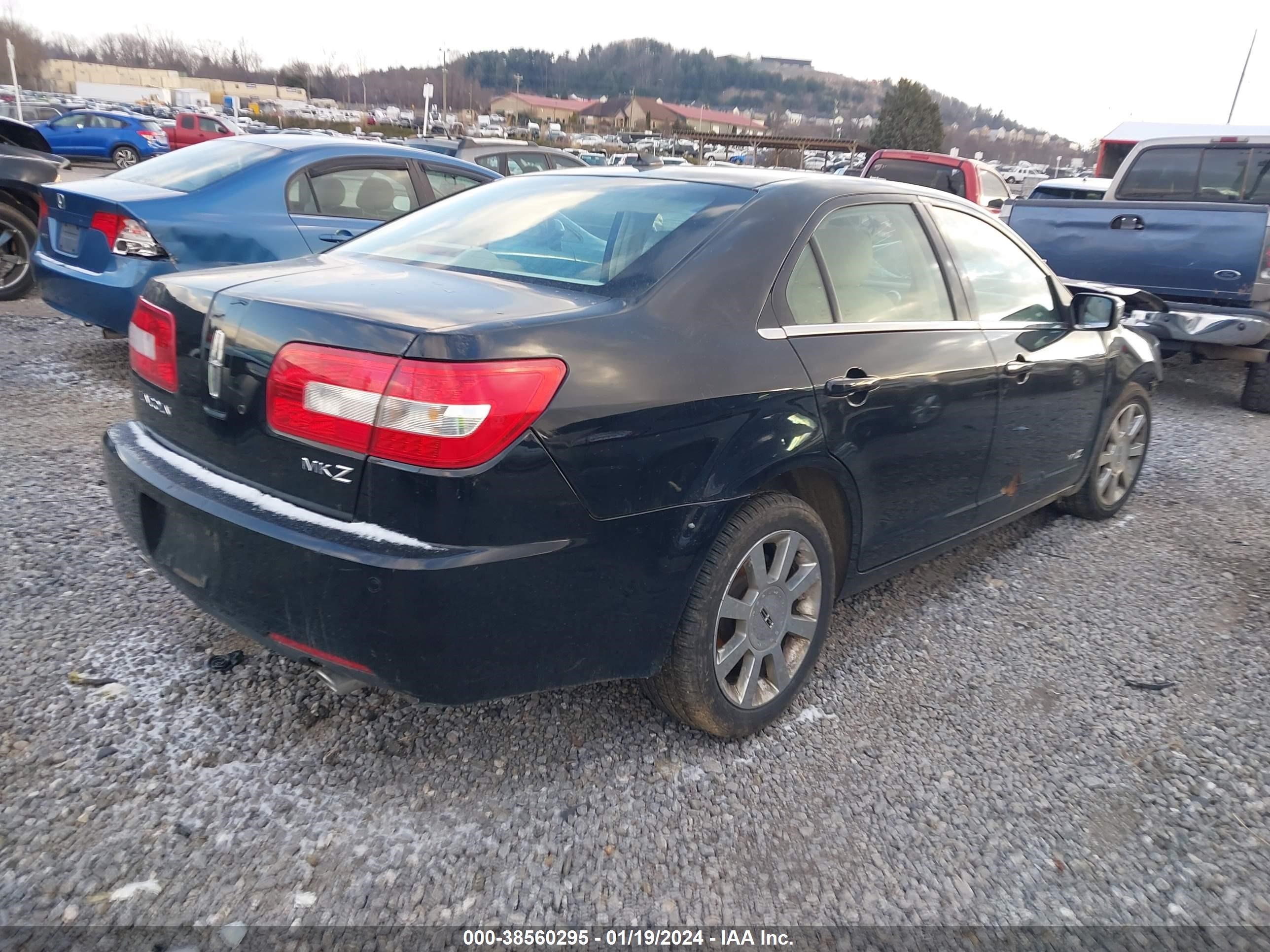 Photo 3 VIN: 3LNHM26T58R624775 - LINCOLN MKZ 