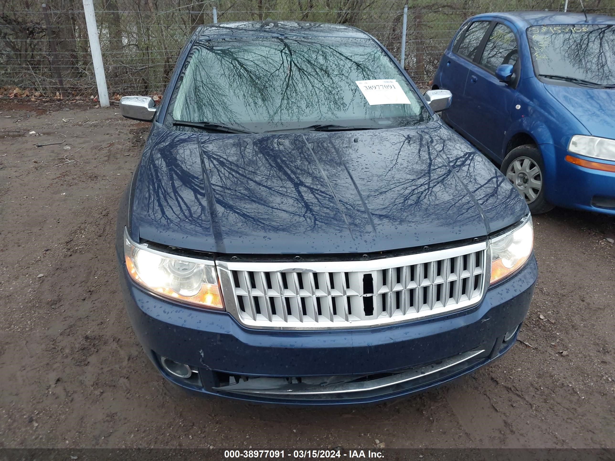 Photo 10 VIN: 3LNHM26T67R609989 - LINCOLN MKZ 