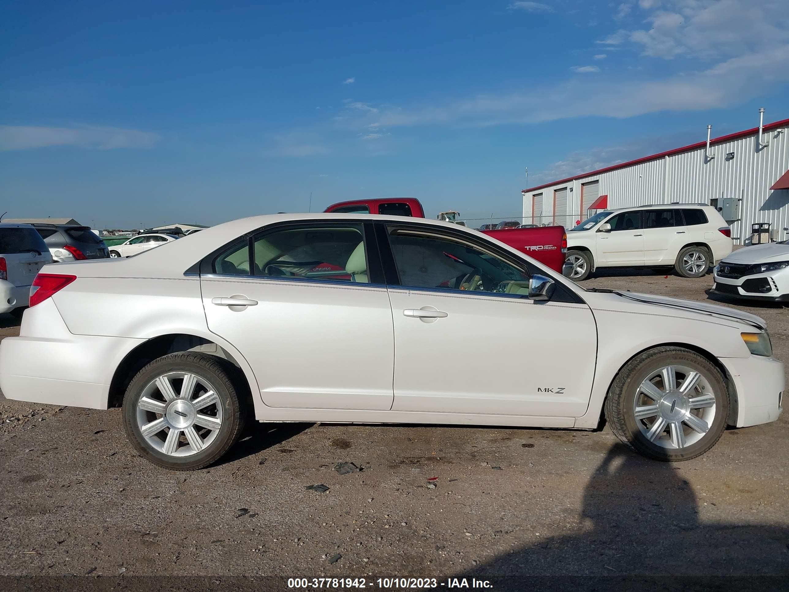 Photo 12 VIN: 3LNHM26T69R605508 - LINCOLN MKZ 