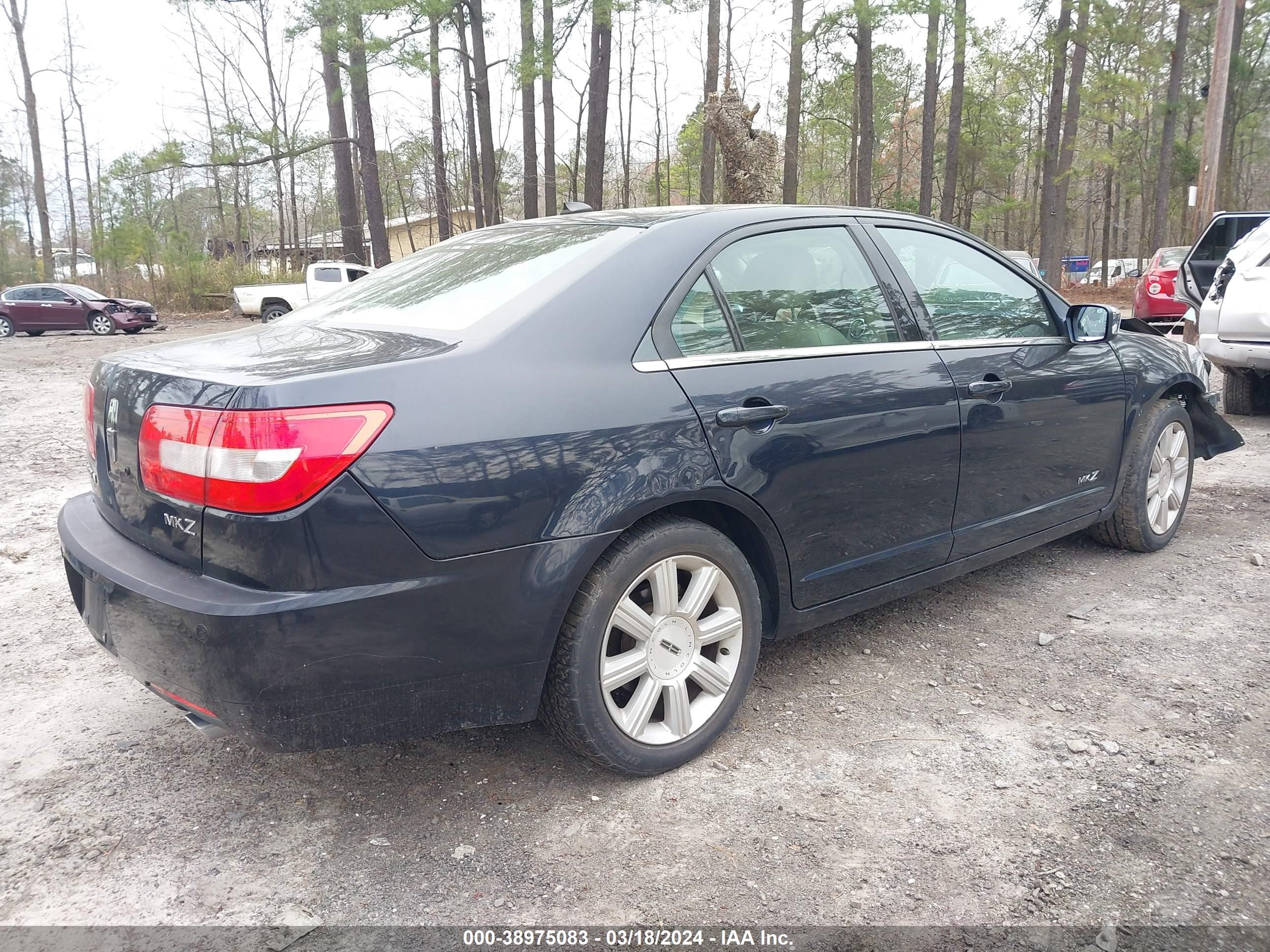 Photo 3 VIN: 3LNHM26T78R660550 - LINCOLN MKZ 