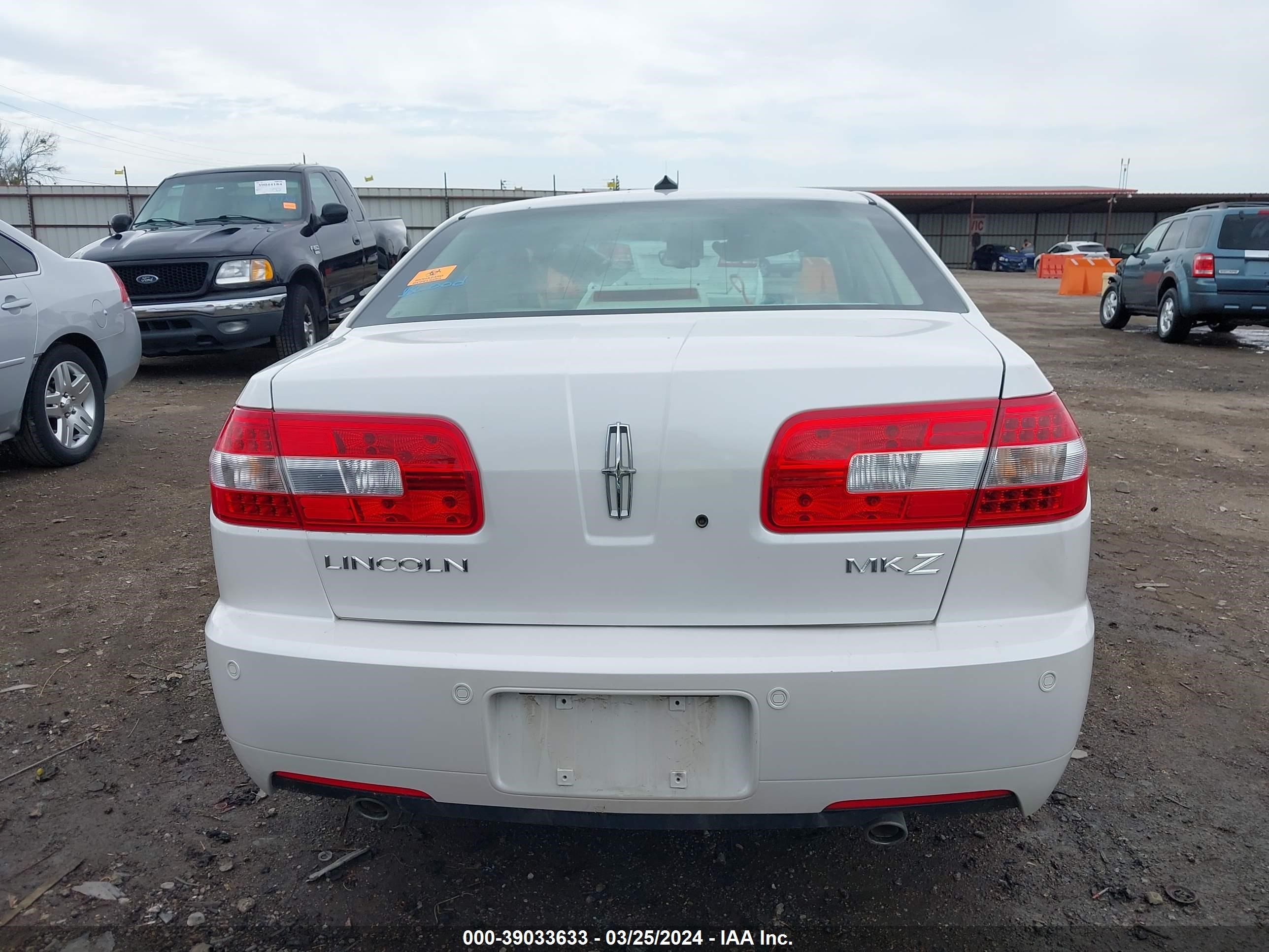 Photo 16 VIN: 3LNHM26T79R603573 - LINCOLN MKZ 