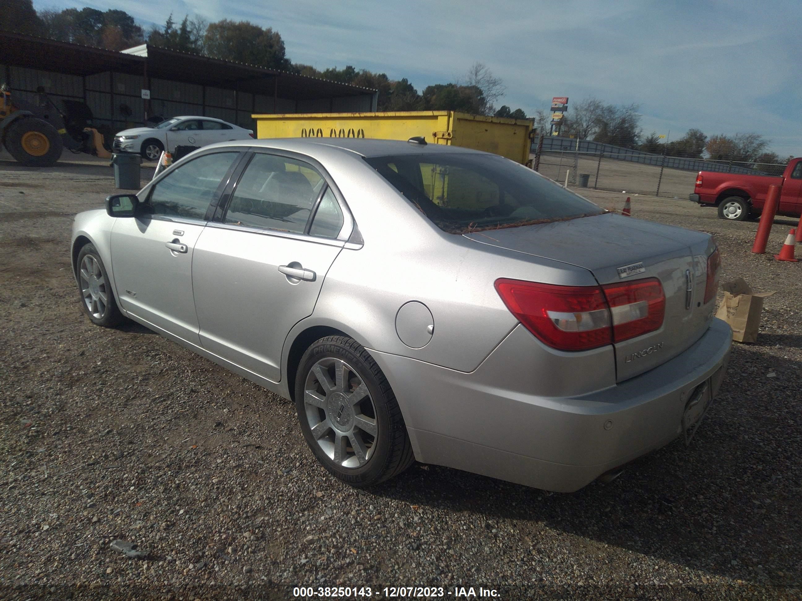 Photo 2 VIN: 3LNHM26T79R613052 - LINCOLN MKZ 