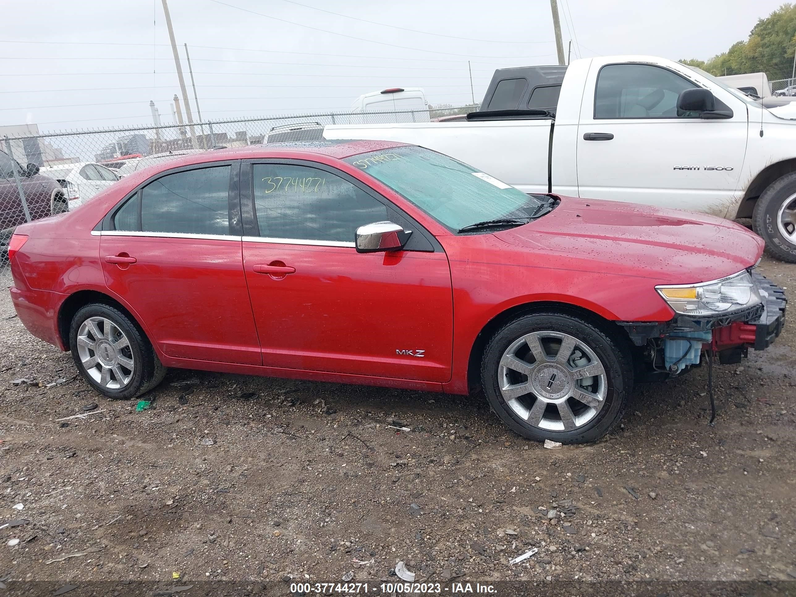 Photo 12 VIN: 3LNHM26T88R605640 - LINCOLN MKZ 