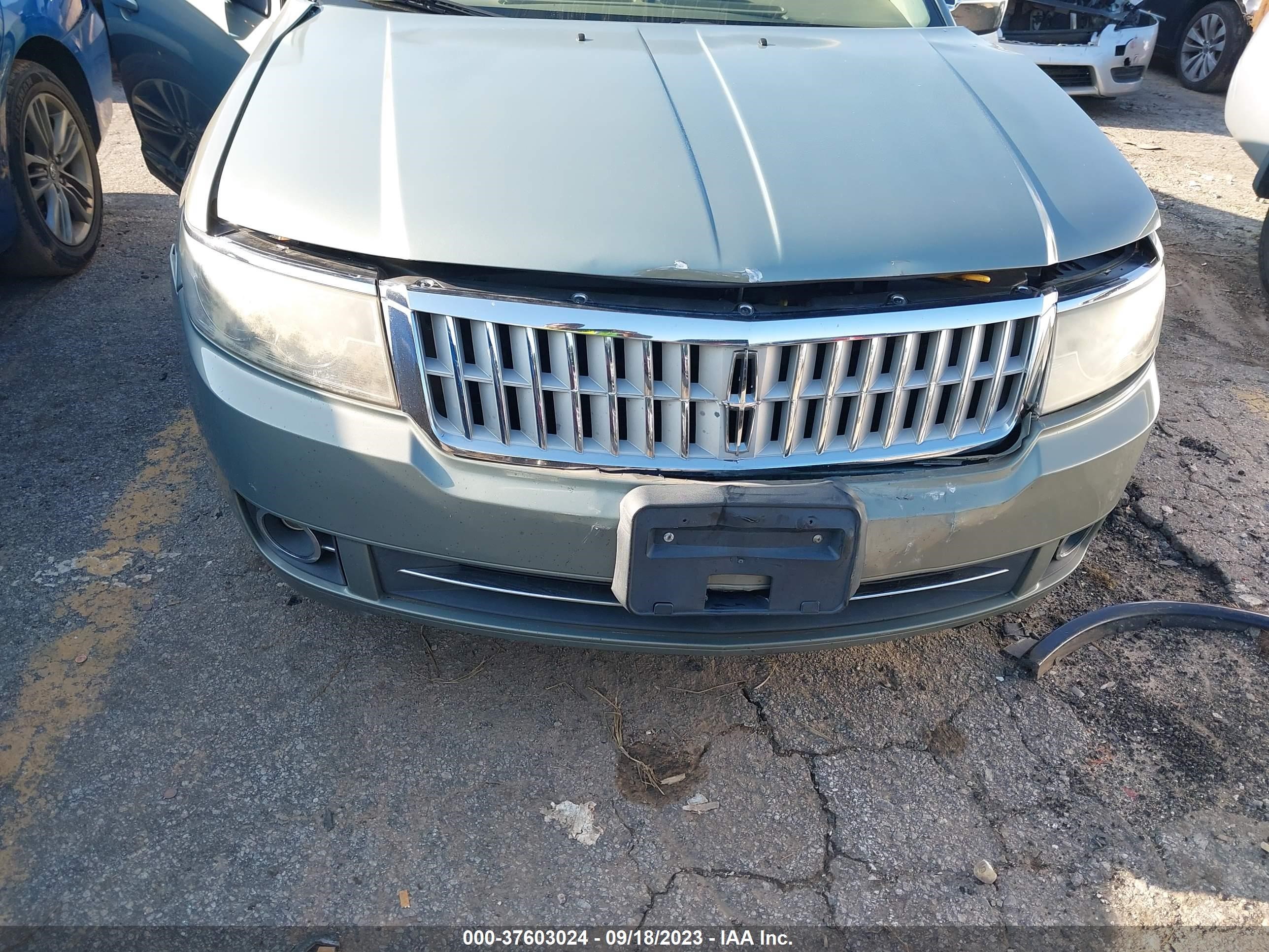 Photo 5 VIN: 3LNHM26T88R642428 - LINCOLN MKZ 