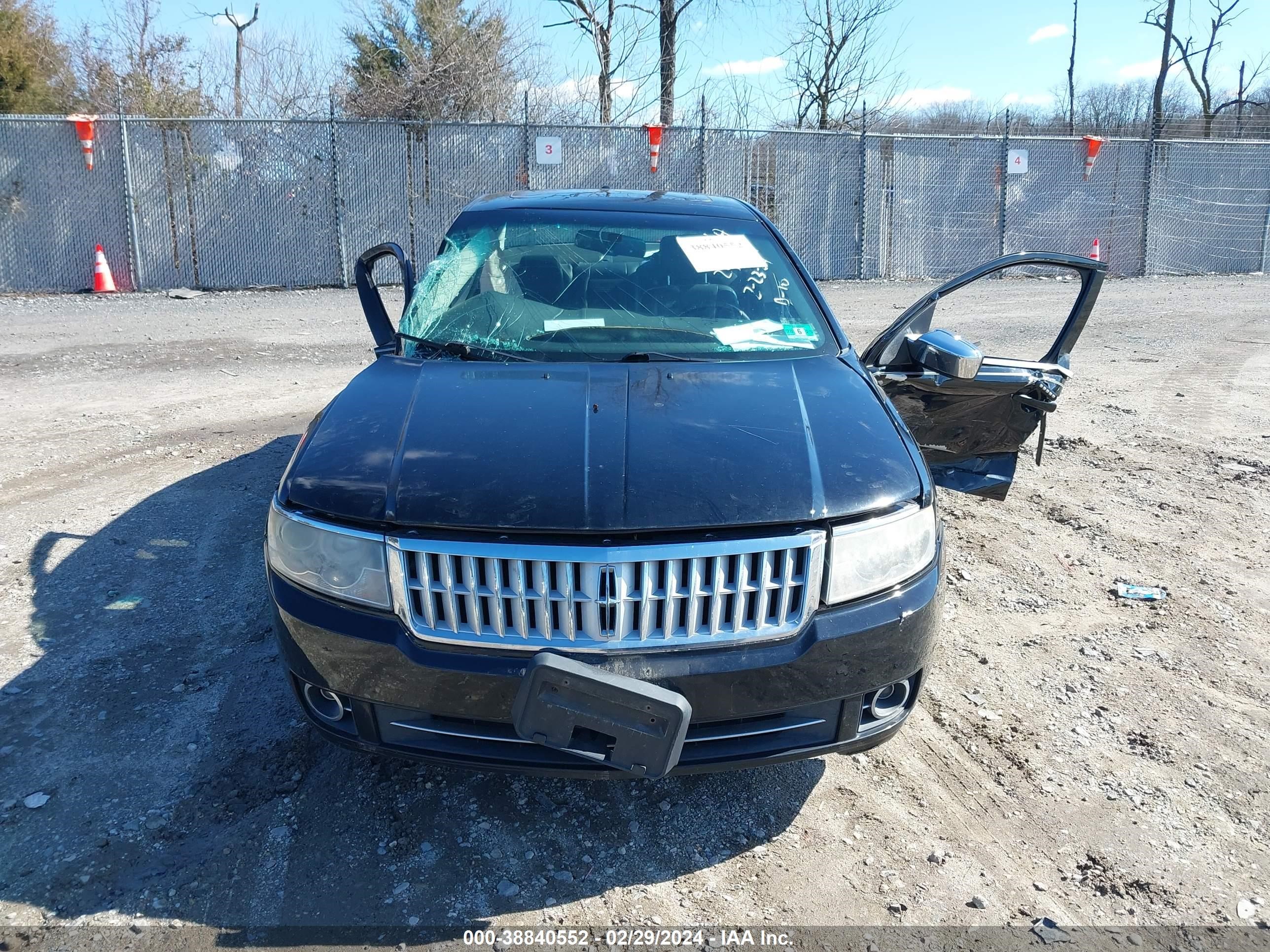 Photo 10 VIN: 3LNHM26TX8R625355 - LINCOLN MKZ 