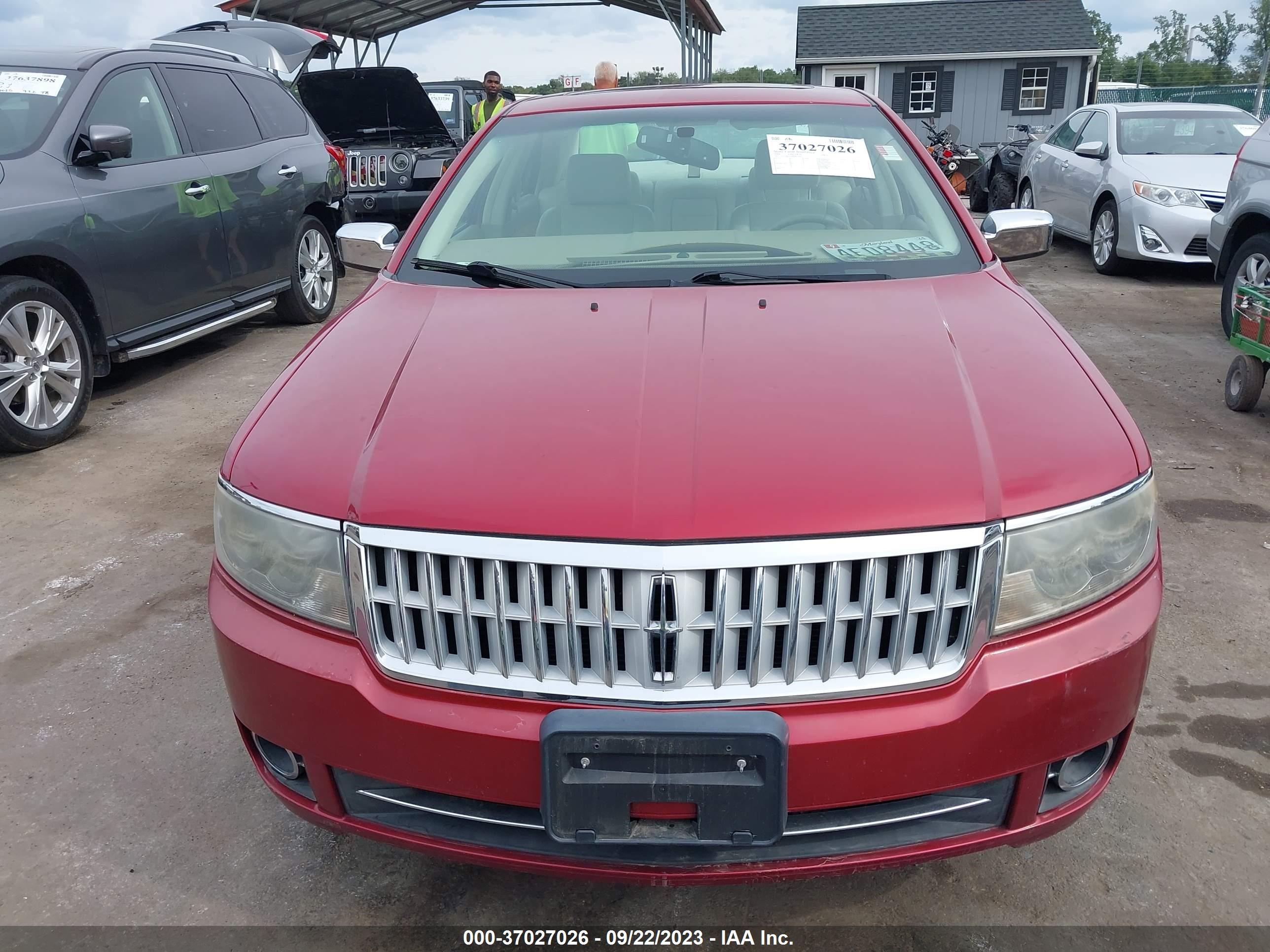 Photo 10 VIN: 3LNHM28T08R607864 - LINCOLN MKZ 