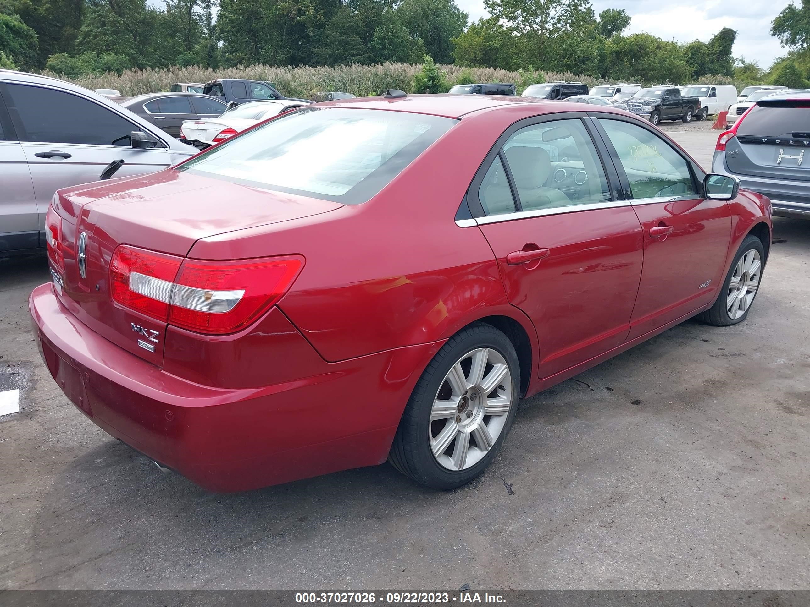 Photo 3 VIN: 3LNHM28T08R607864 - LINCOLN MKZ 