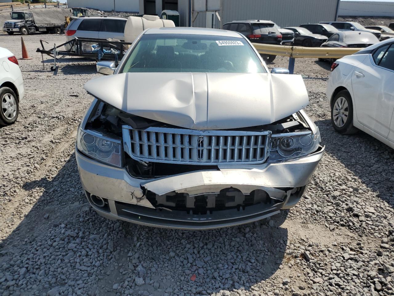 Photo 4 VIN: 3LNHM28T17R623117 - LINCOLN MKZ 