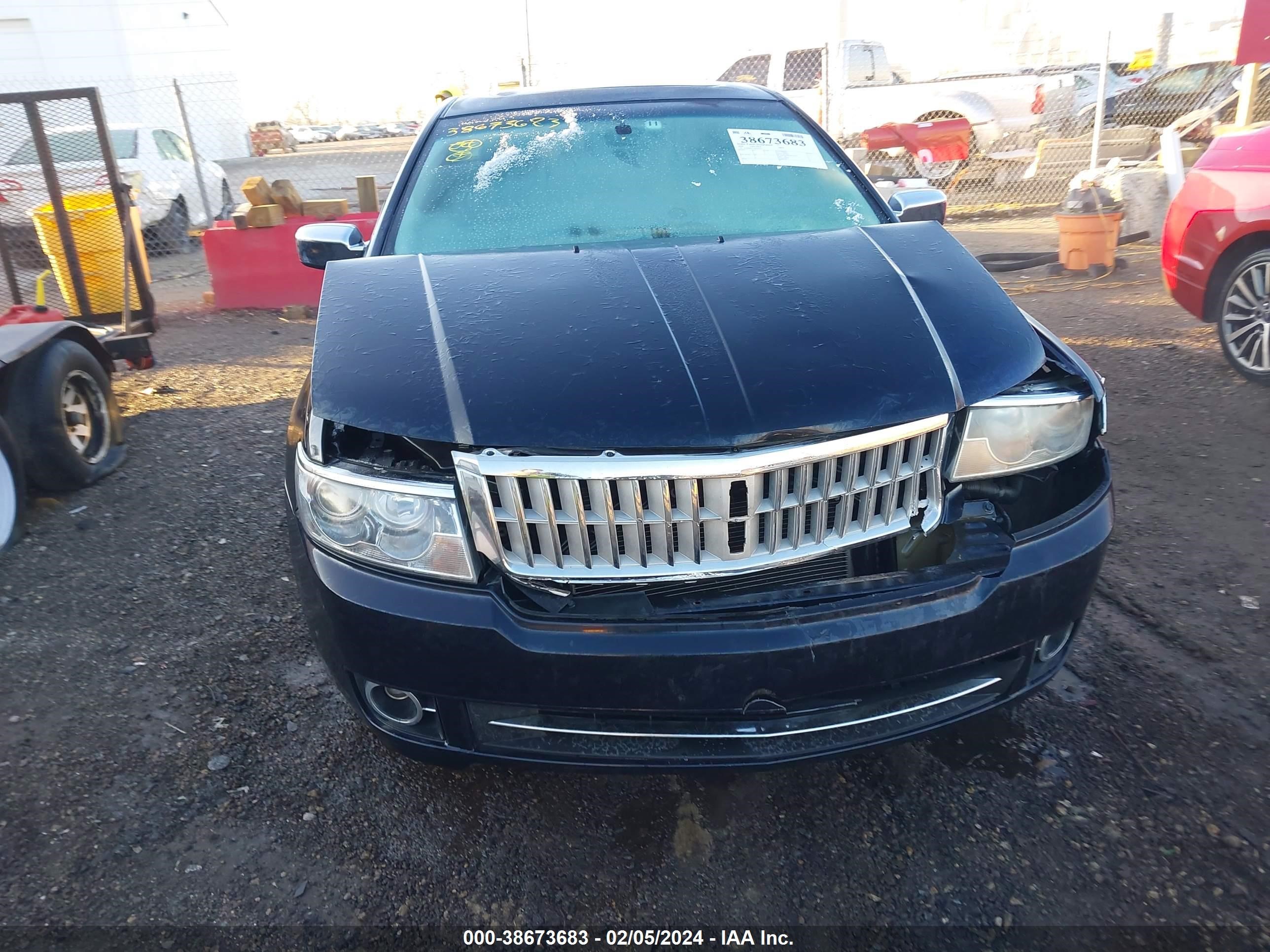 Photo 11 VIN: 3LNHM28T18R650755 - LINCOLN MKZ 