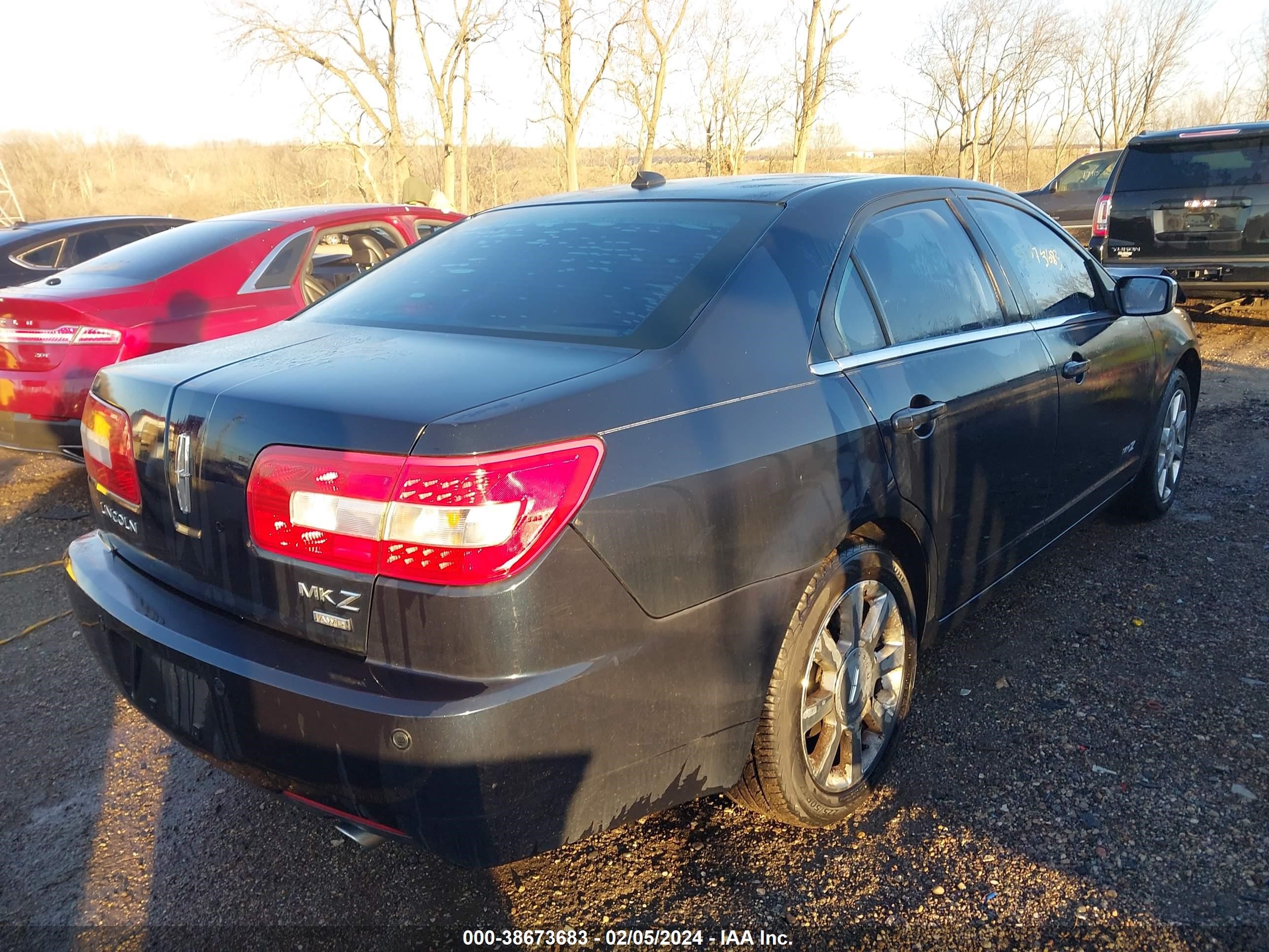 Photo 3 VIN: 3LNHM28T18R650755 - LINCOLN MKZ 