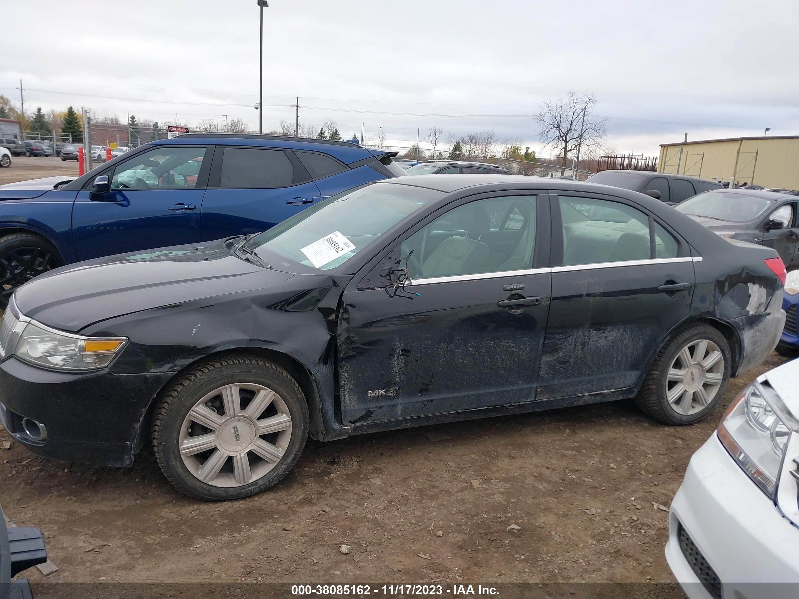 Photo 5 VIN: 3LNHM28T38R660252 - LINCOLN MKZ 