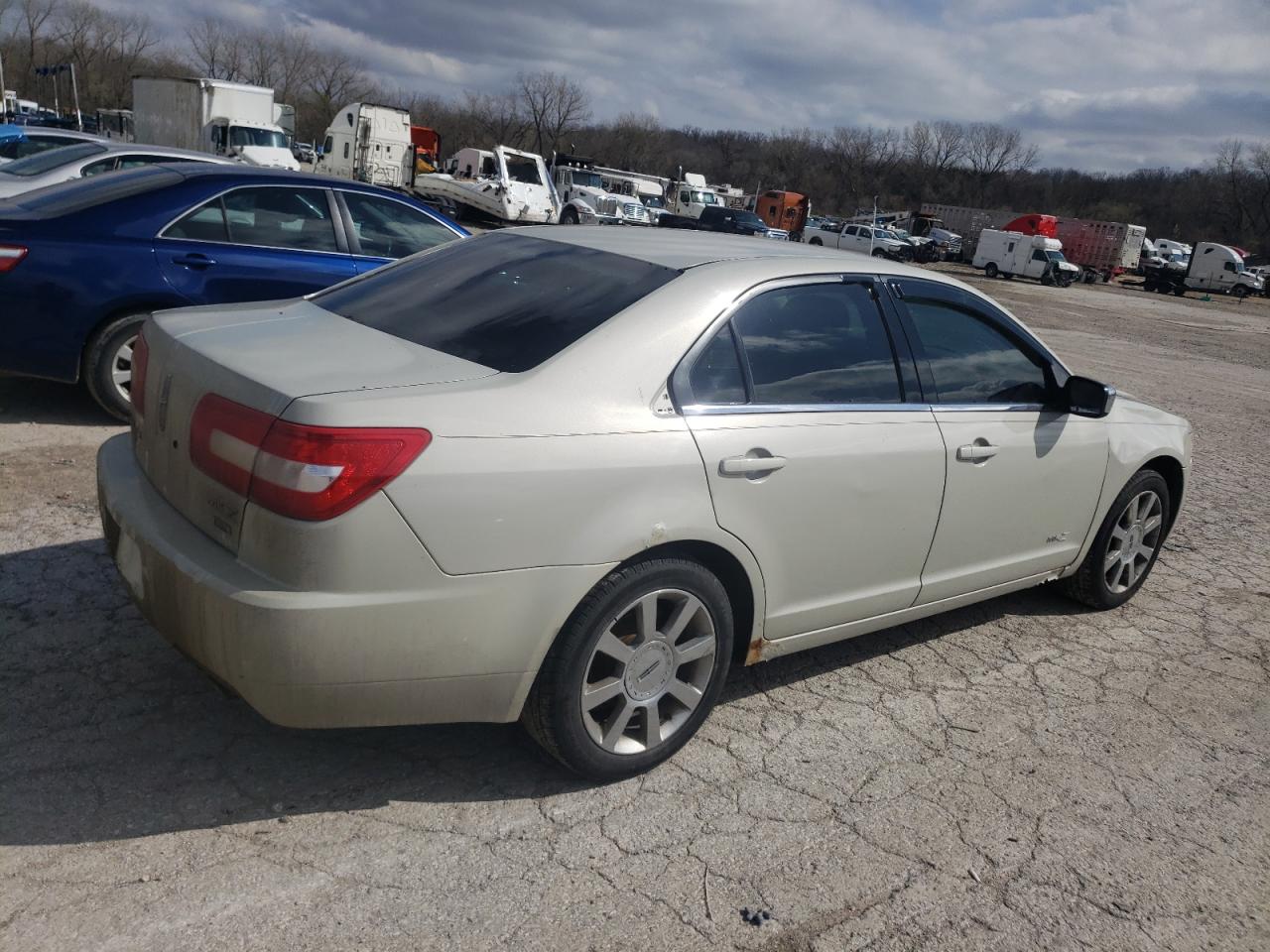 Photo 2 VIN: 3LNHM28T47R617540 - LINCOLN MKZ 