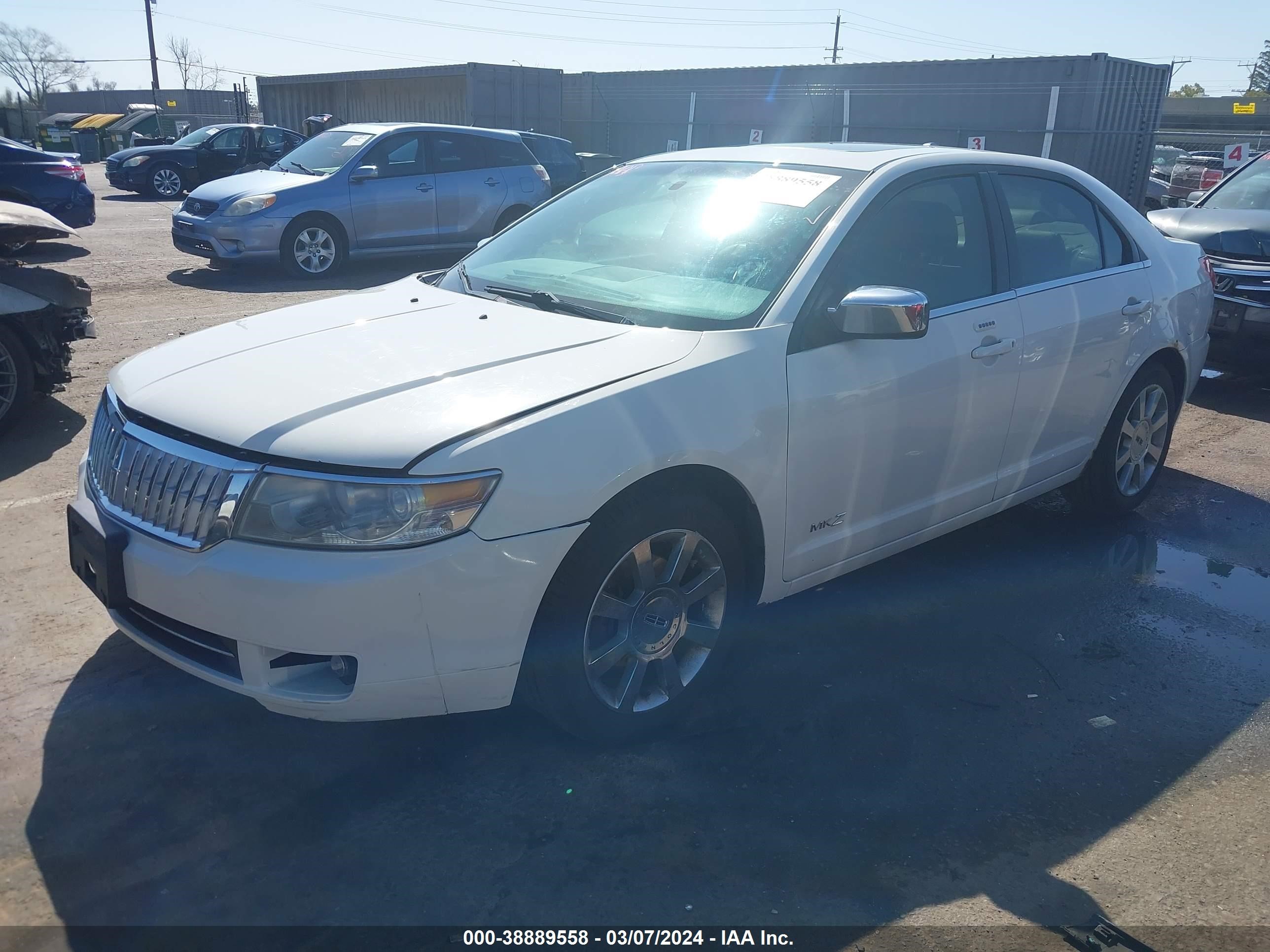 Photo 1 VIN: 3LNHM28T88R611810 - LINCOLN MKZ 