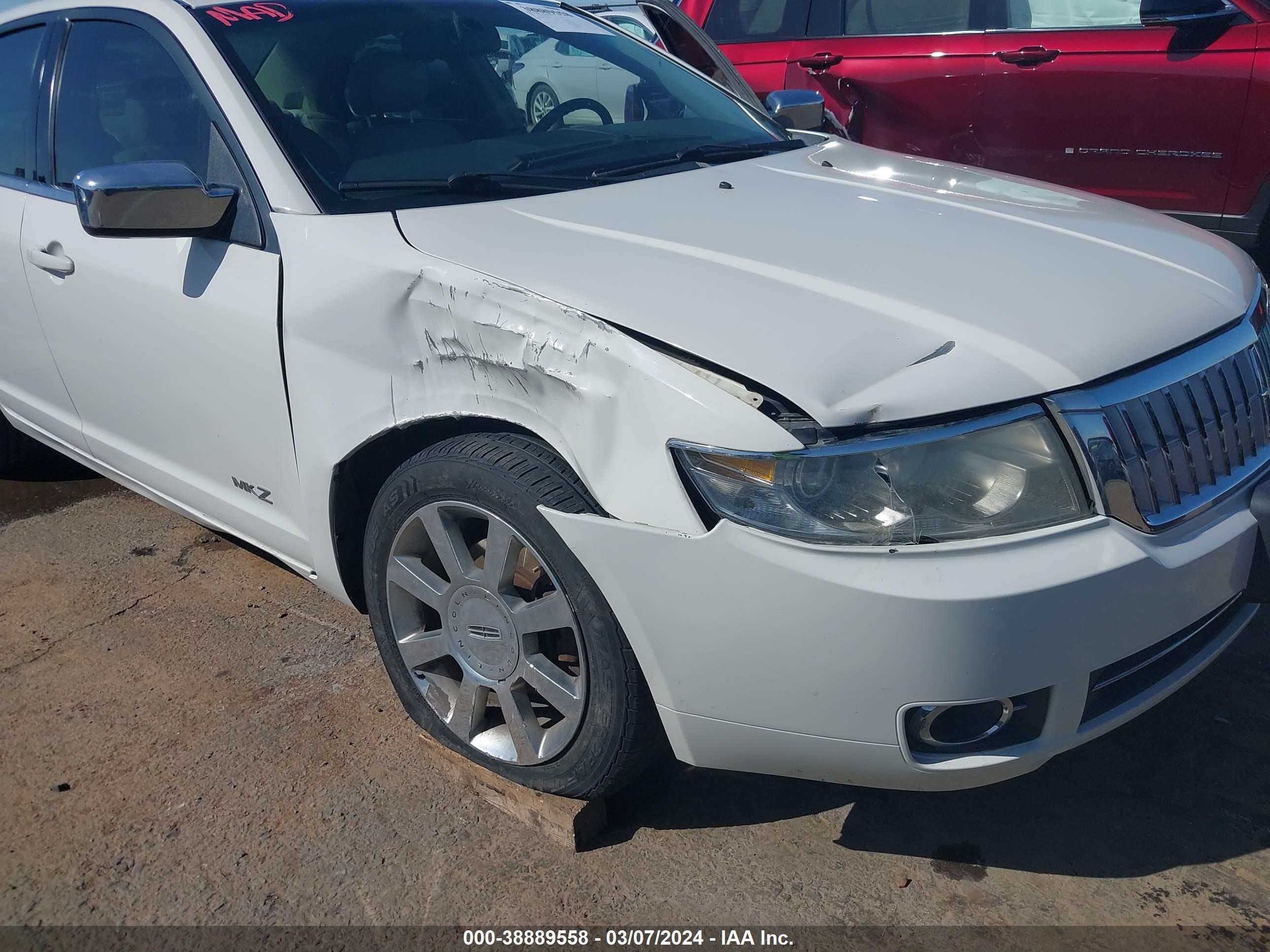 Photo 5 VIN: 3LNHM28T88R611810 - LINCOLN MKZ 