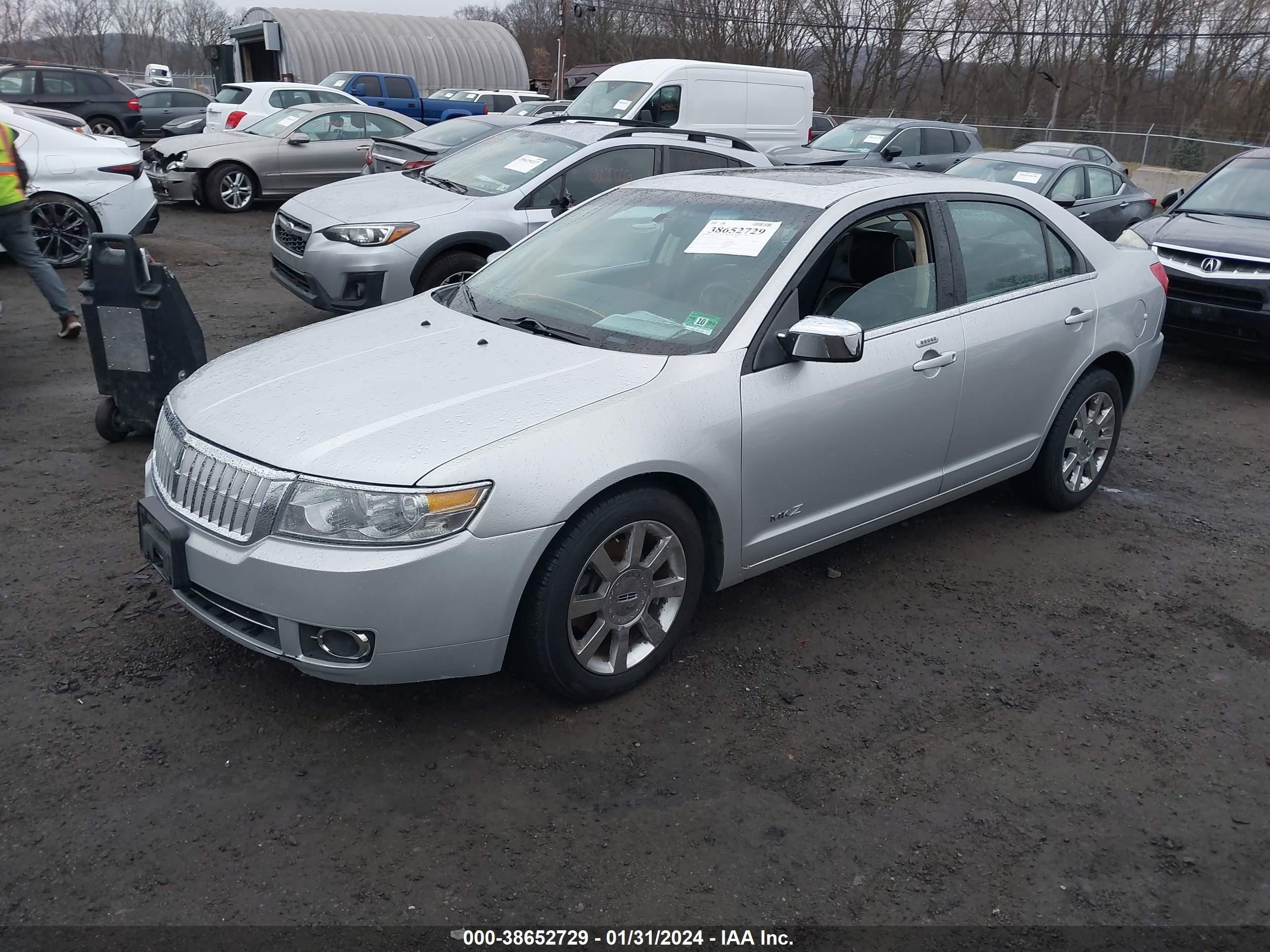 Photo 1 VIN: 3LNHM28TX9R615438 - LINCOLN MKZ 