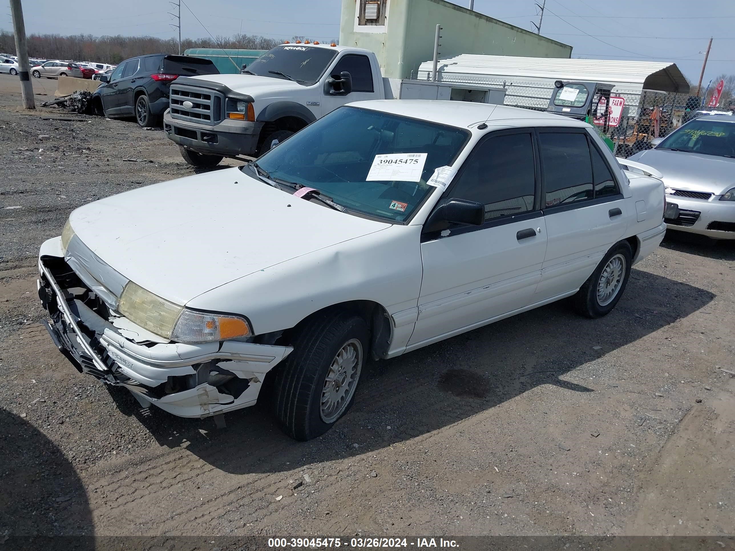 Photo 1 VIN: 3MAPM10JIPR629911 - MERCURY TRACER 