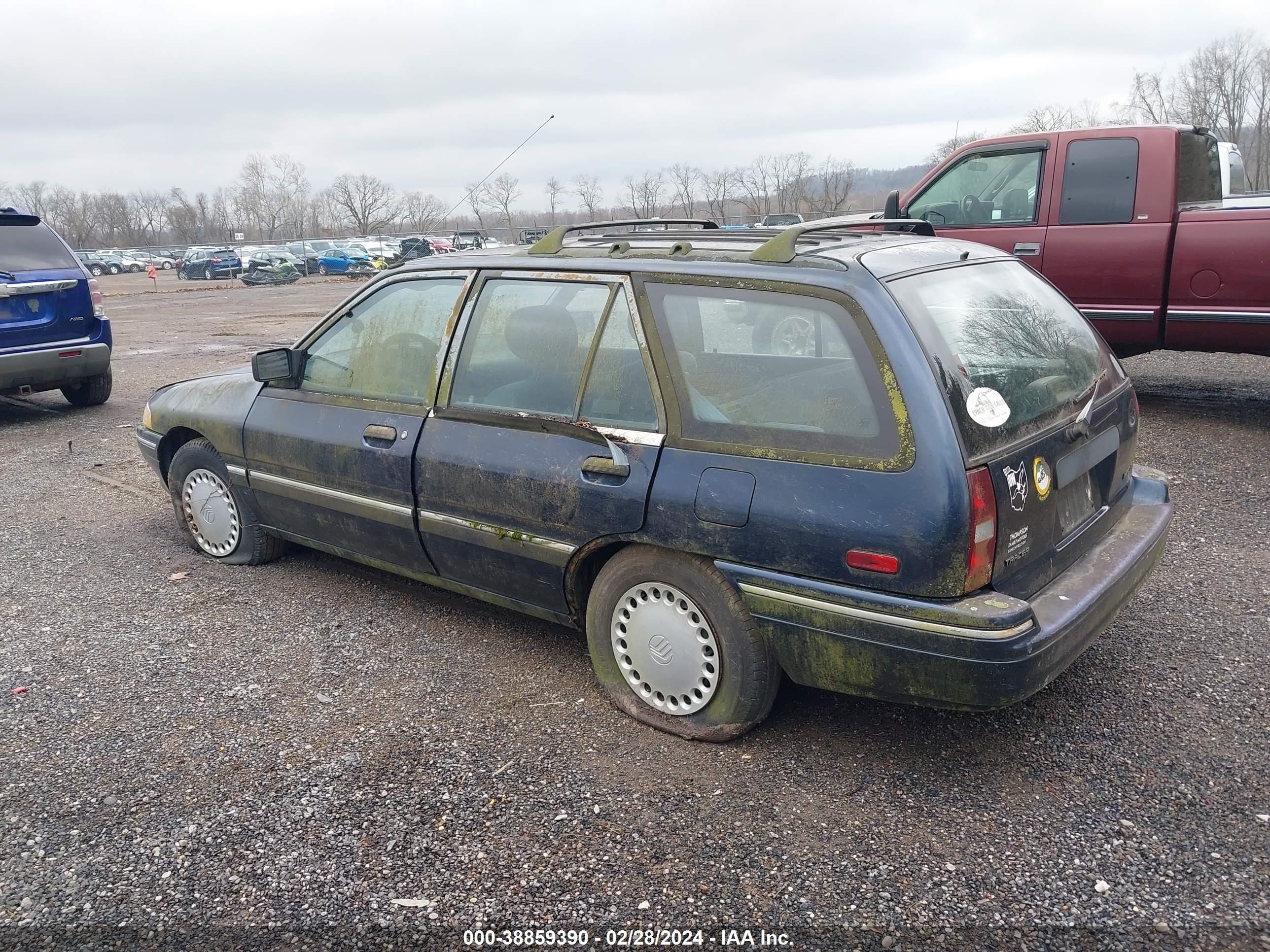 Photo 2 VIN: 3MAPM15J0MR605555 - MERCURY TRACER 