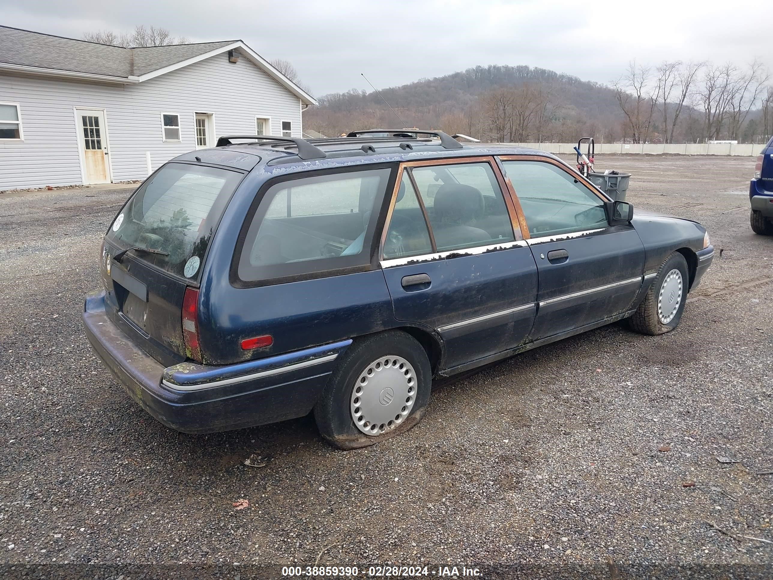 Photo 3 VIN: 3MAPM15J0MR605555 - MERCURY TRACER 