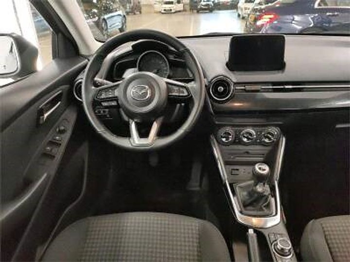 Photo 8 VIN: 3MDDJ6H550M320999 - MAZDA 2 