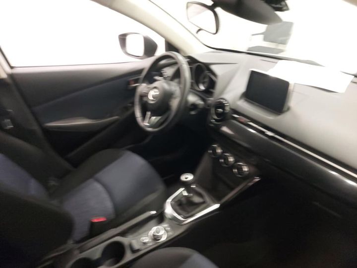 Photo 3 VIN: 3MDDJ6H551M158011 - MAZDA 2 