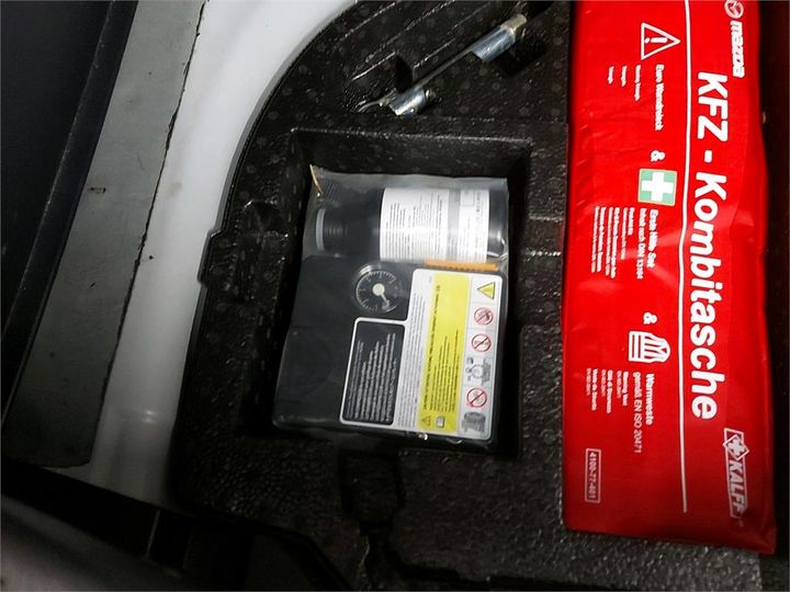 Photo 9 VIN: 3MDDJ6HV50M216685 - MAZDA 2 