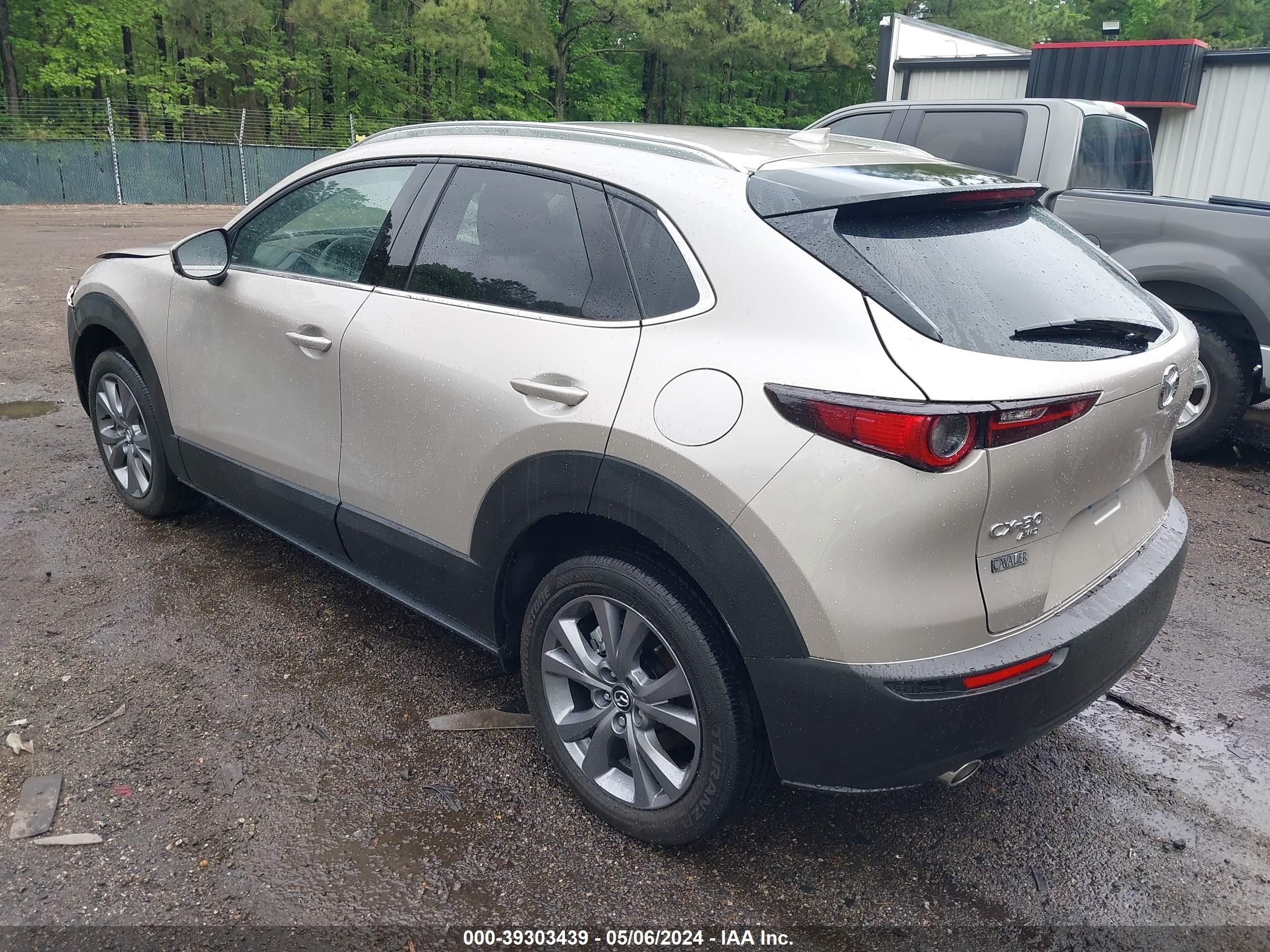 Photo 2 VIN: 3MV0MBAM2RM642999 - MAZDA CX-30 