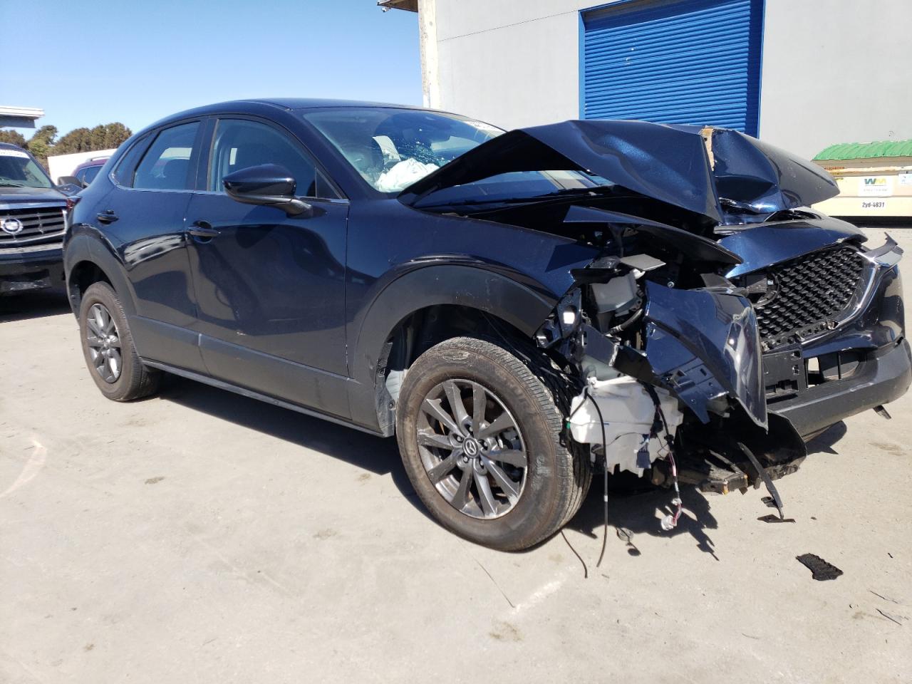 Photo 3 VIN: 3MVDMAAL3MM257305 - MAZDA CX-30 