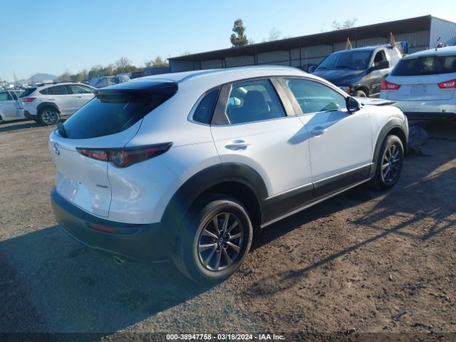 Photo 3 VIN: 3MVDMABL1LM110171 - MAZDA CX-30 