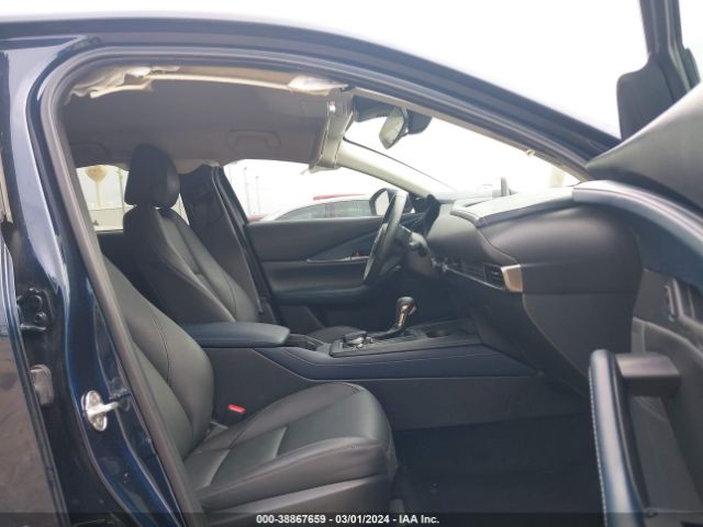 Photo 4 VIN: 3MVDMABL8MM210382 - MAZDA CX-30 