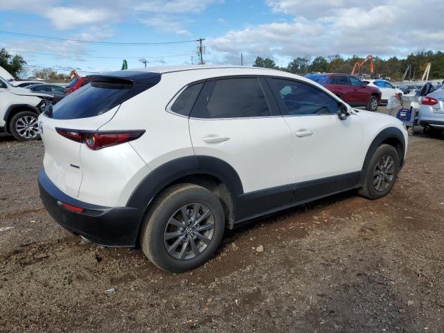 Photo 2 VIN: 3MVDMBAL2MM249492 - MAZDA CX30 