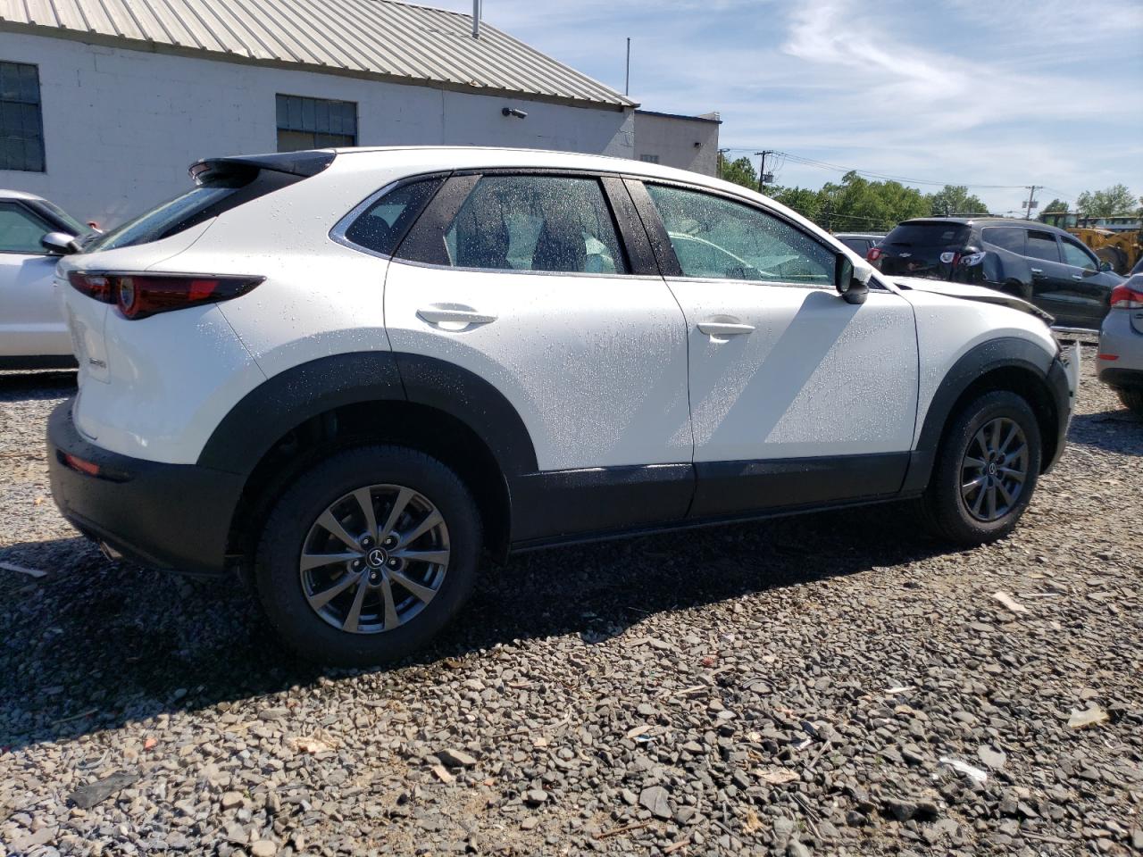 Photo 2 VIN: 3MVDMBAL3MM207963 - MAZDA CX-30 