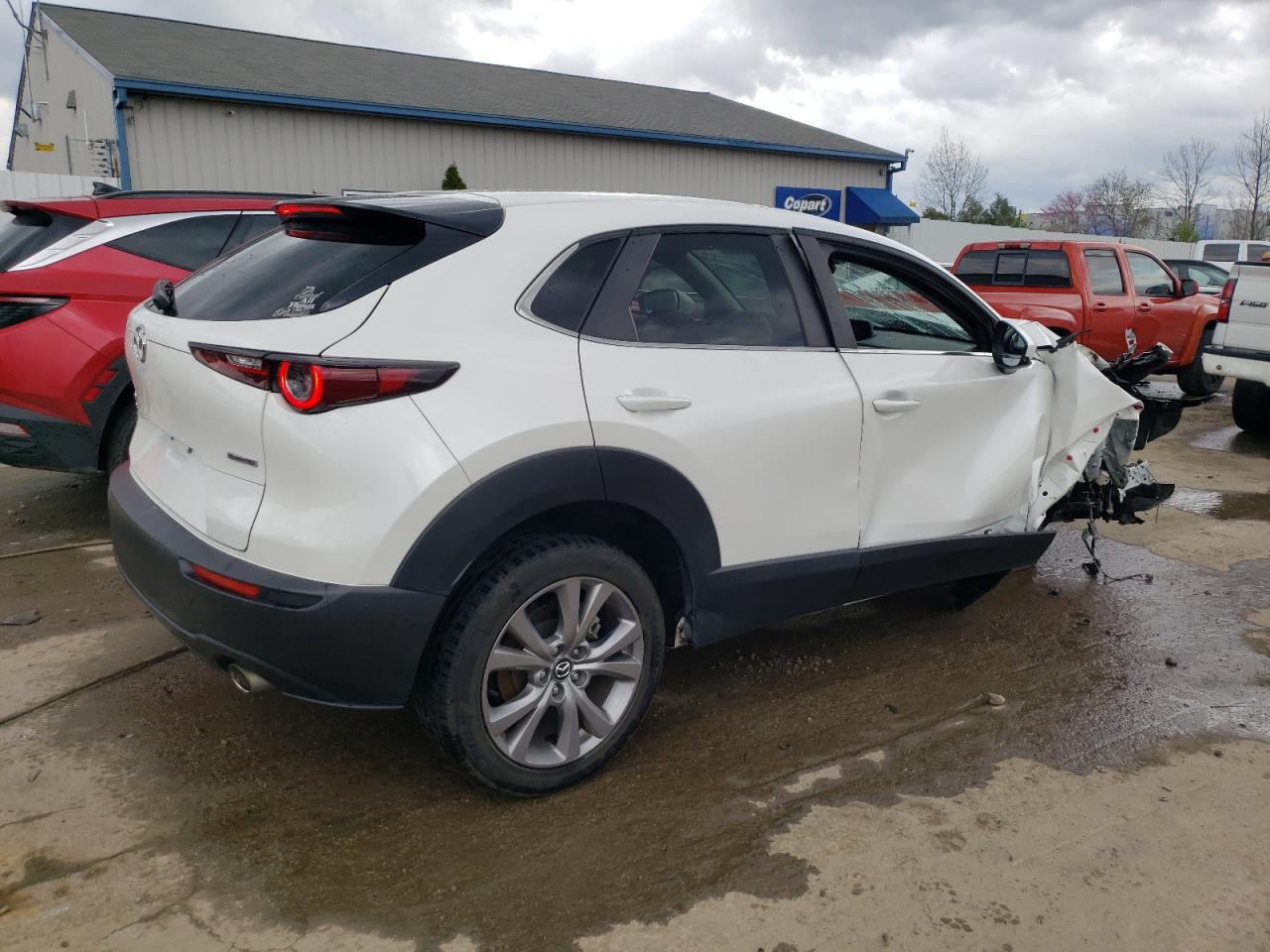 Photo 2 VIN: 3MVDMBBL1MM229457 - MAZDA CX-30 