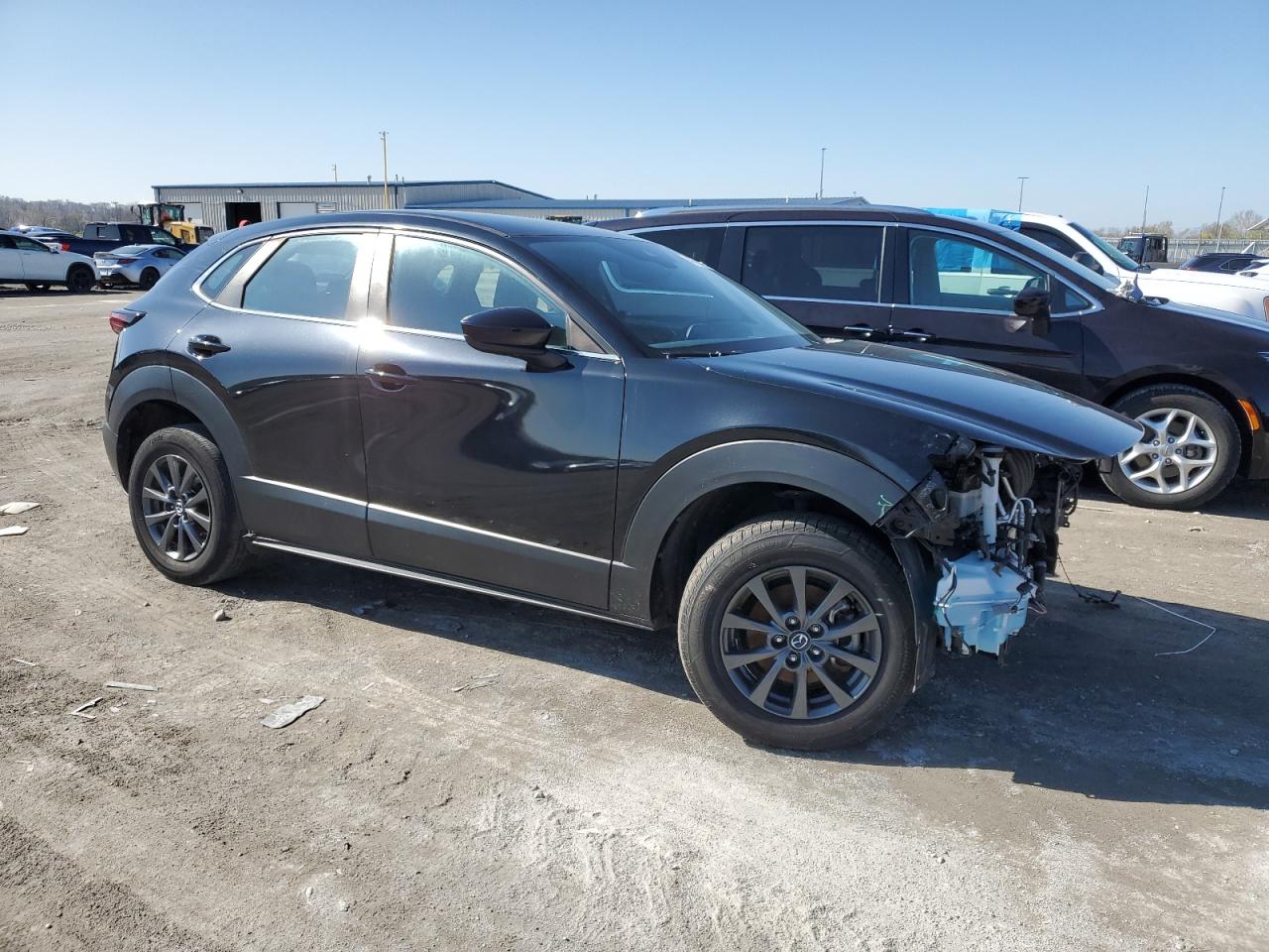 Photo 3 VIN: 3MVDMBBLXLM121921 - MAZDA CX-30 