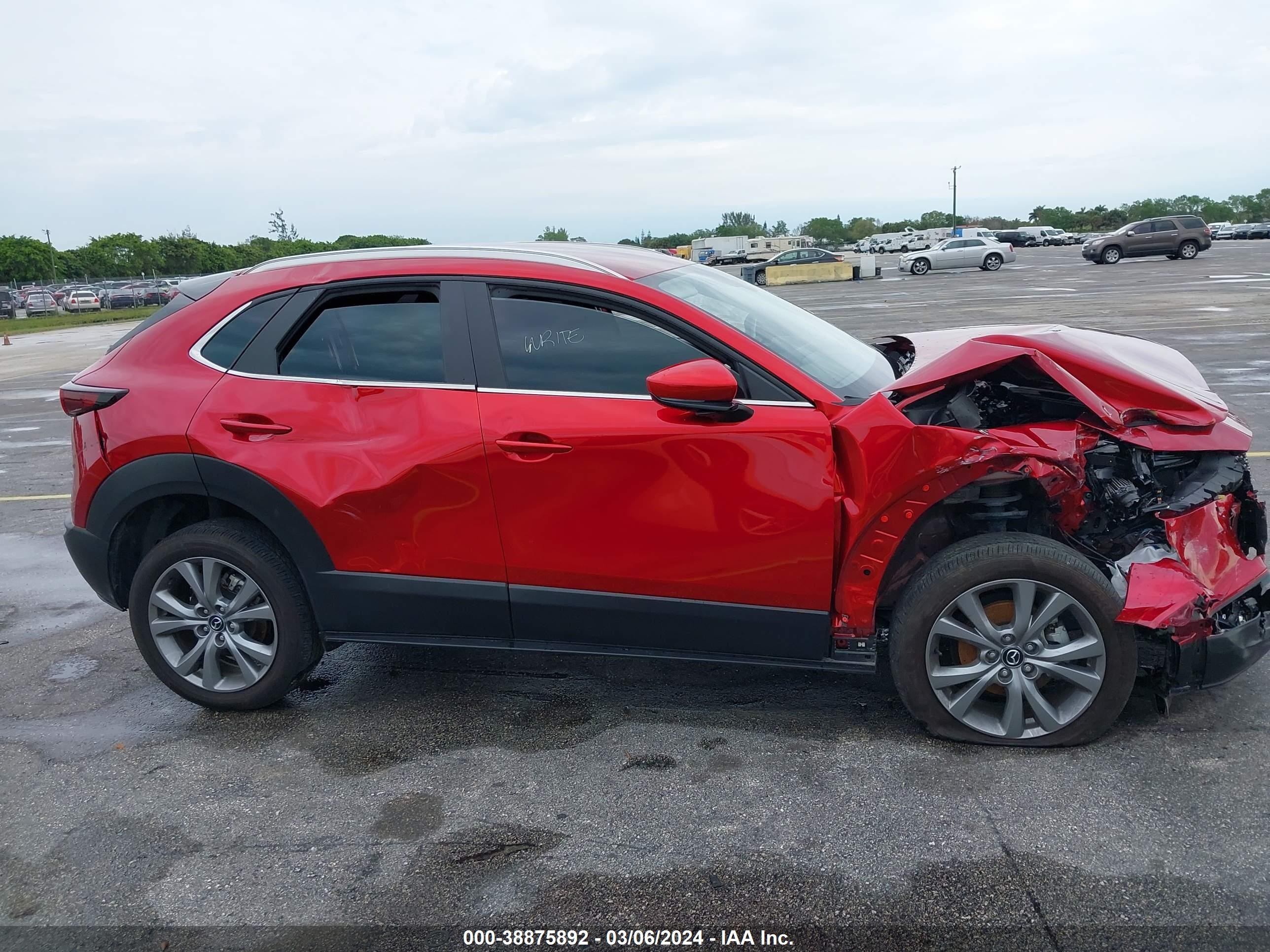 Photo 11 VIN: 3MVDMBBM1PM527228 - MAZDA CX-30 